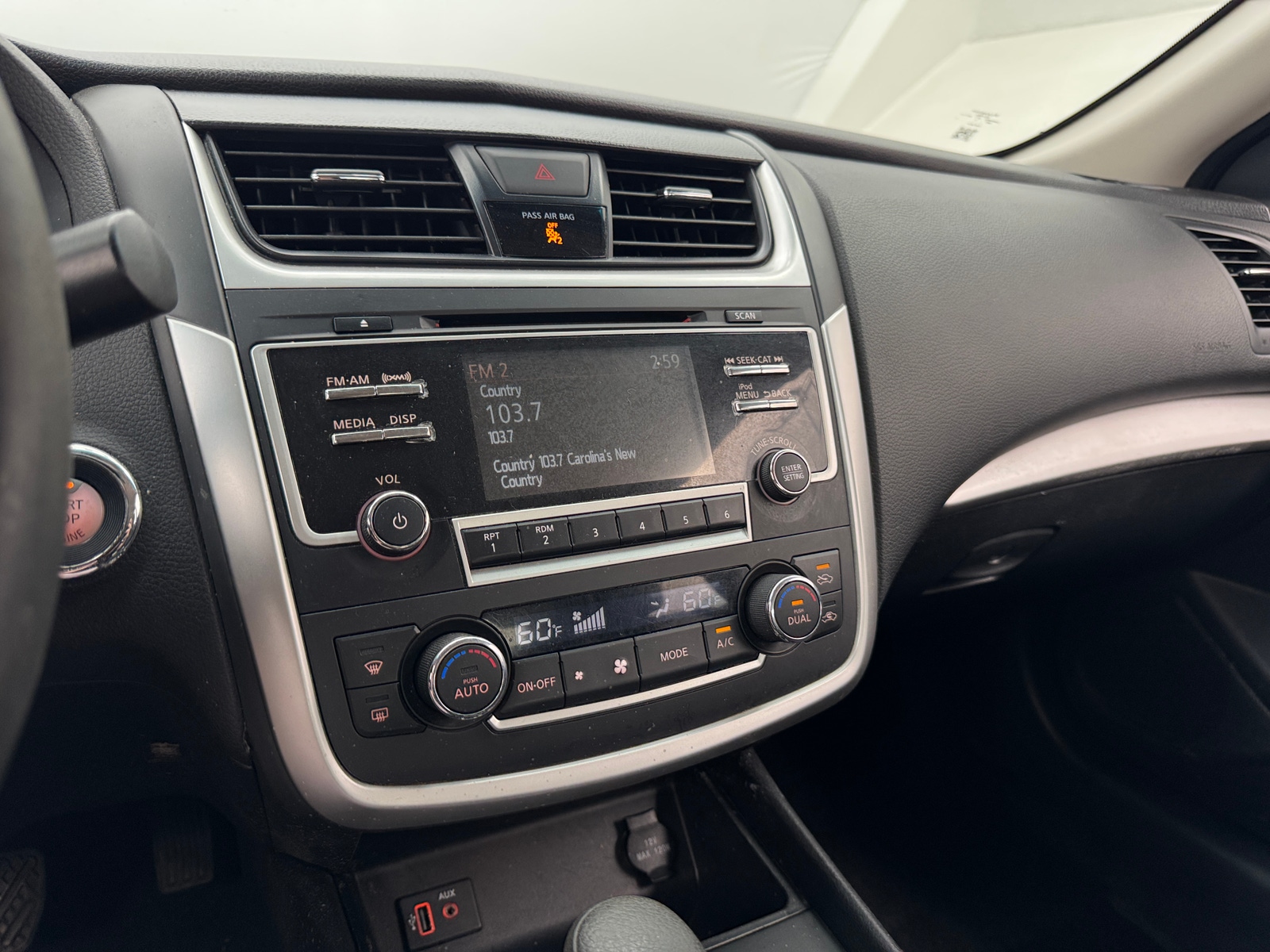 Thumbnail: 2017 Nissan Altima - 4