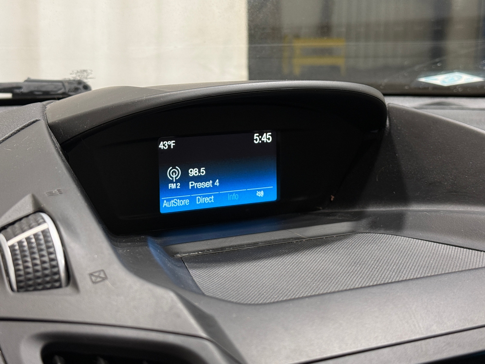 Thumbnail: 2018 Ford Escape - 4