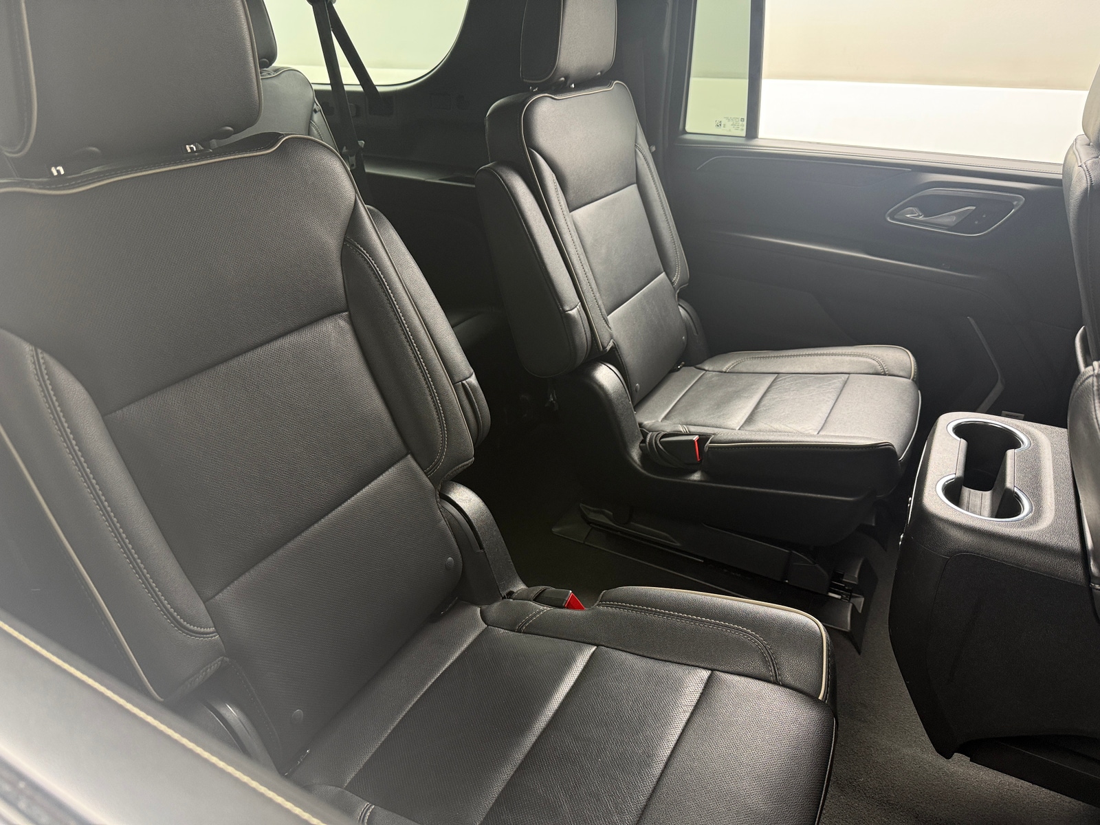 Thumbnail: 2023 Chevrolet Suburban - 5