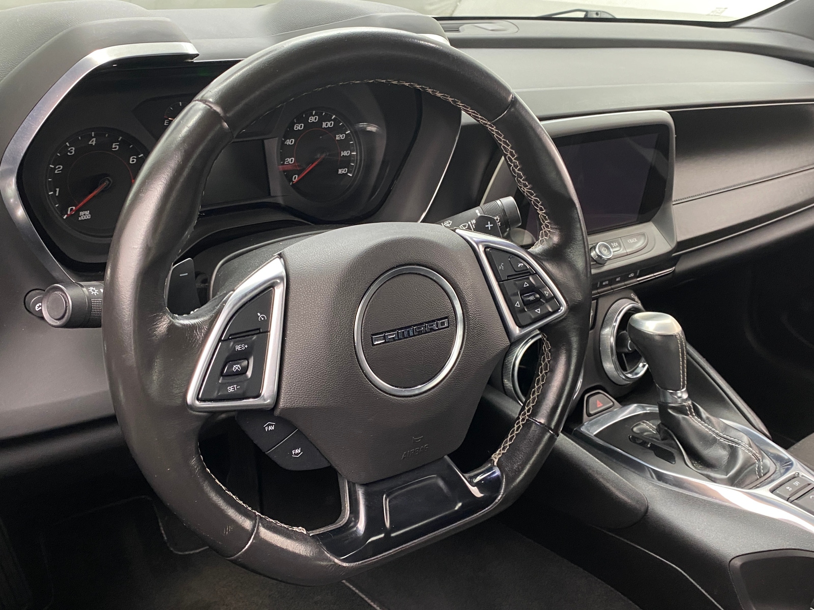 Thumbnail: 2018 Chevrolet Camaro - 5