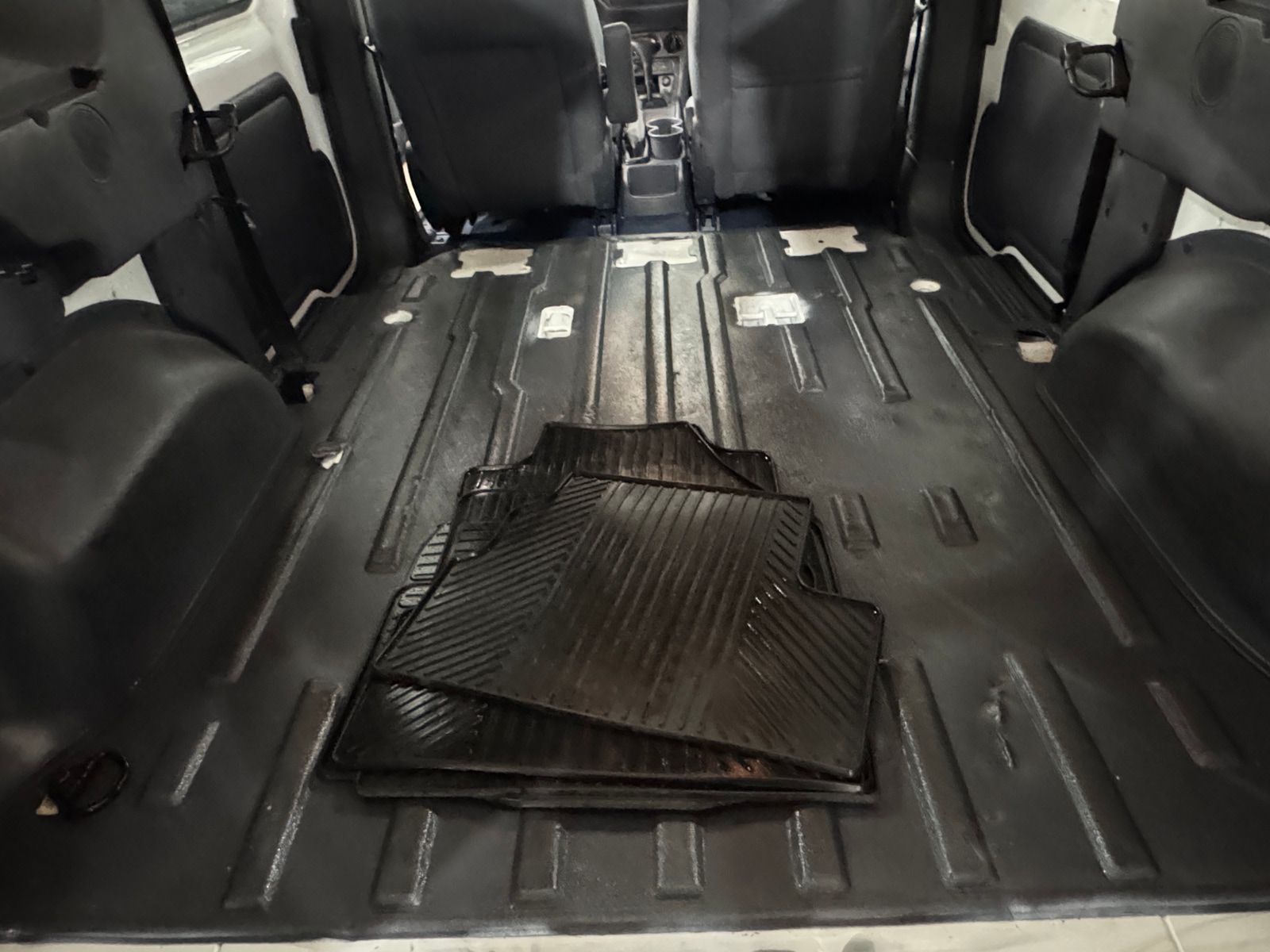 Thumbnail: 2013 Ford Transit Series - 6