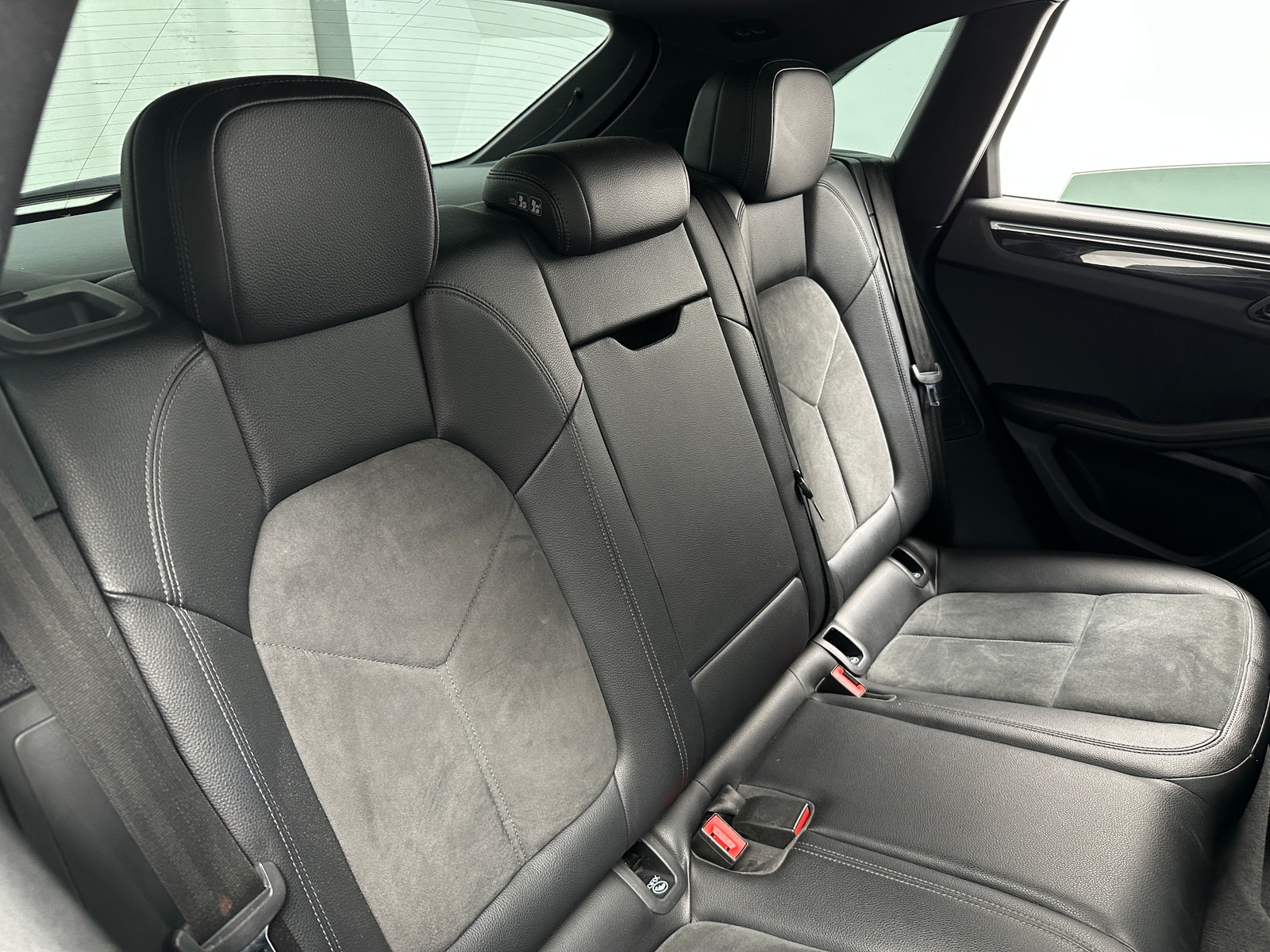 Thumbnail: 2018 Porsche Macan - 5