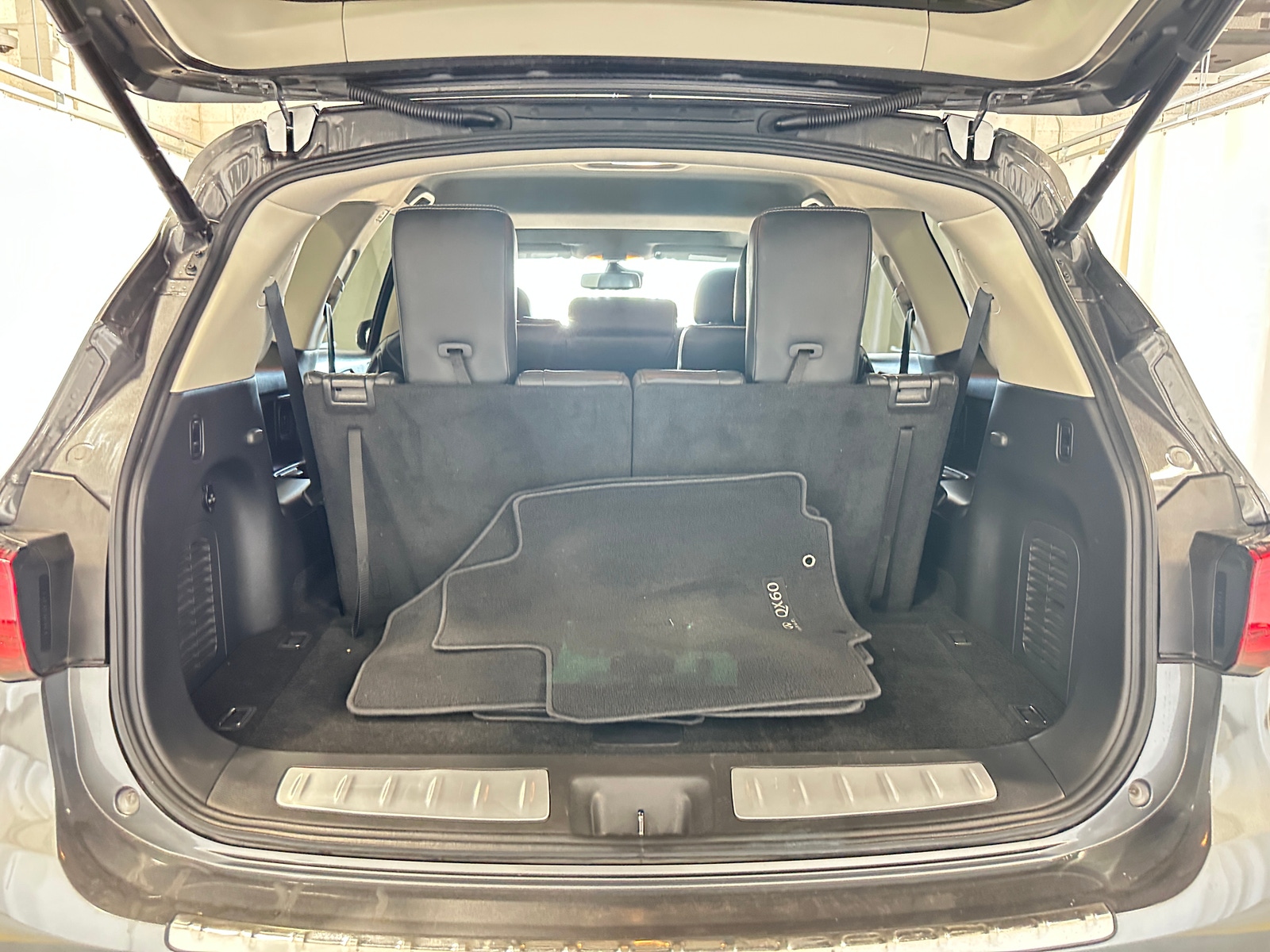 Thumbnail: 2019 INFINITI QX60 - 7