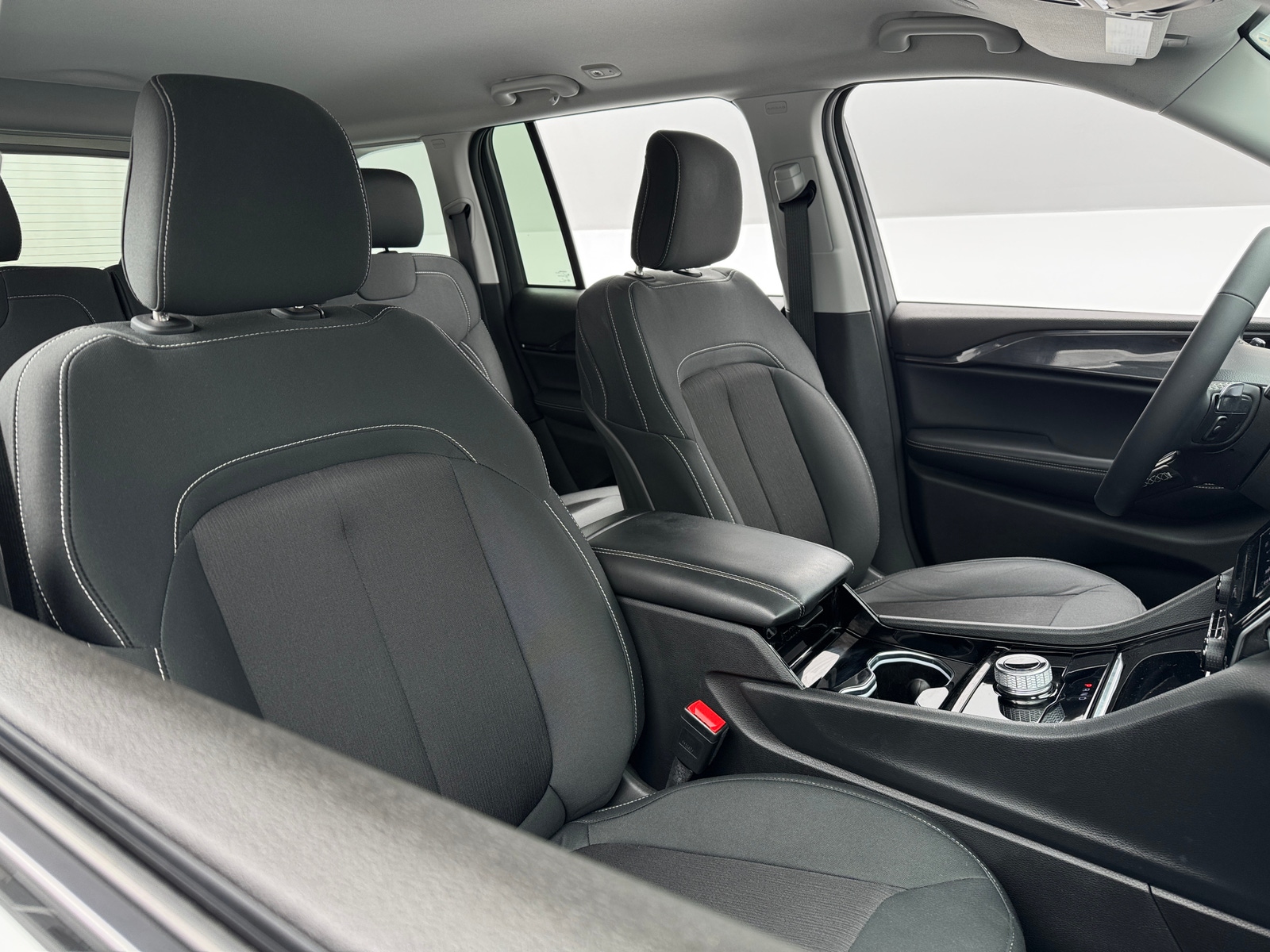 Thumbnail: 2023 Jeep Grand Cherokee - 2