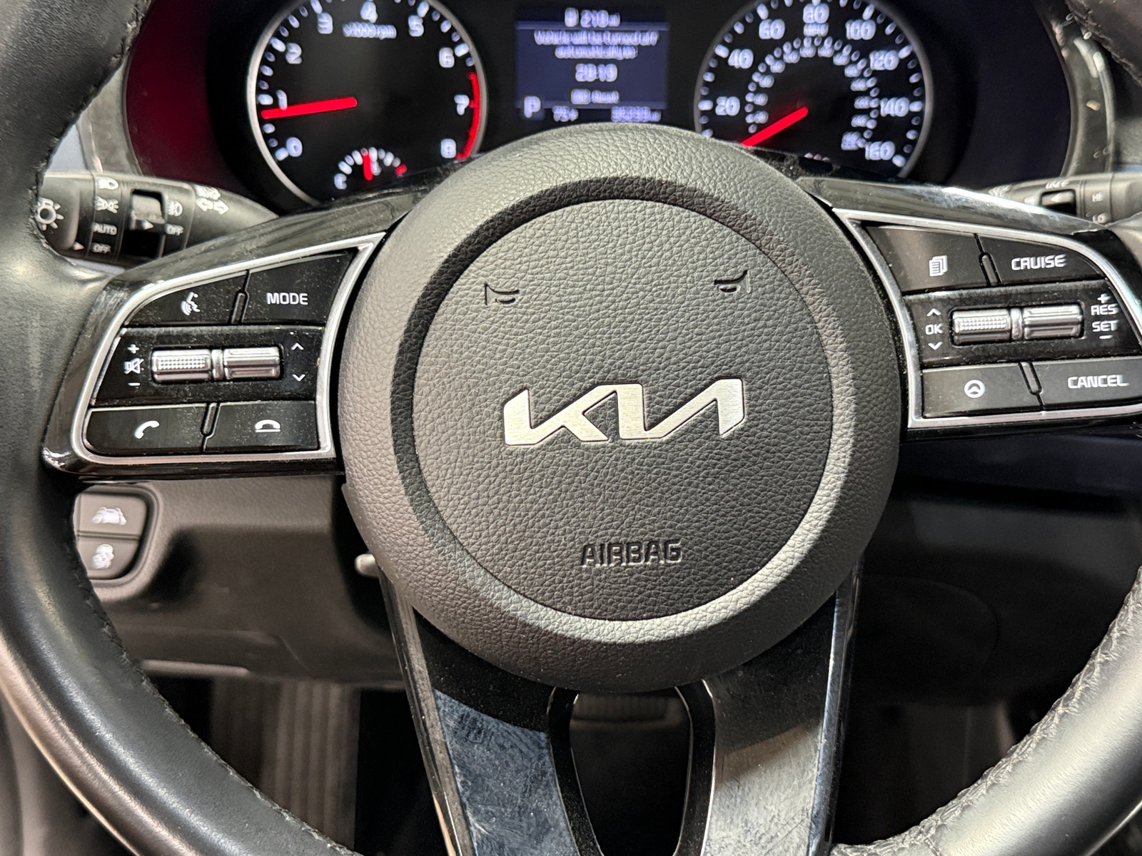 Thumbnail: 2023 Kia Seltos - 5