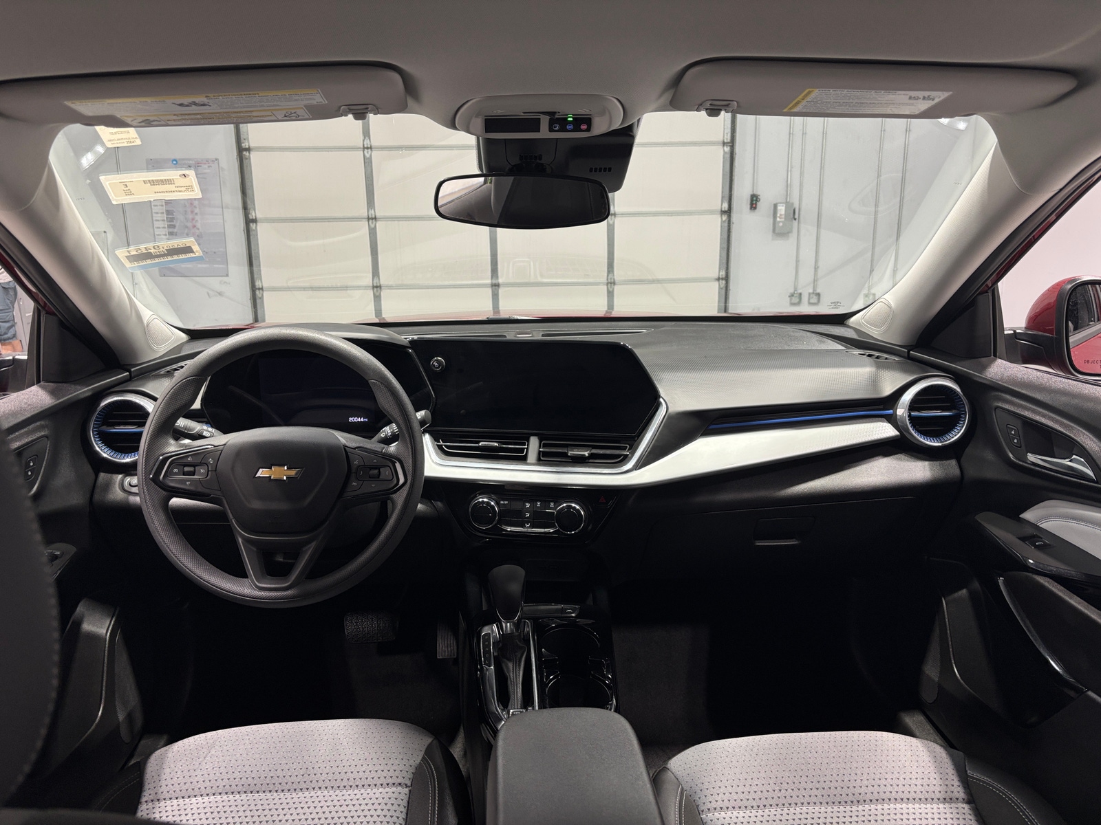 Thumbnail: 2025 Chevrolet Trax - 3