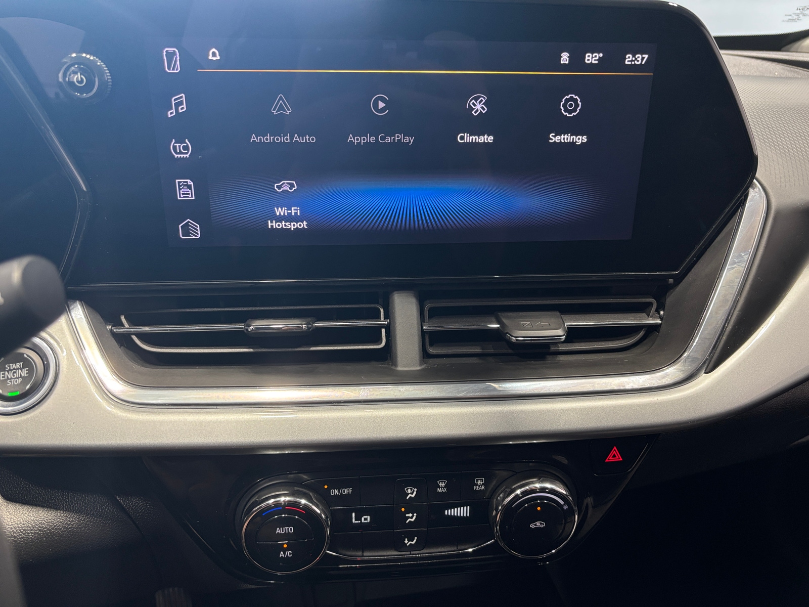 Thumbnail: 2025 Chevrolet Trax - 4