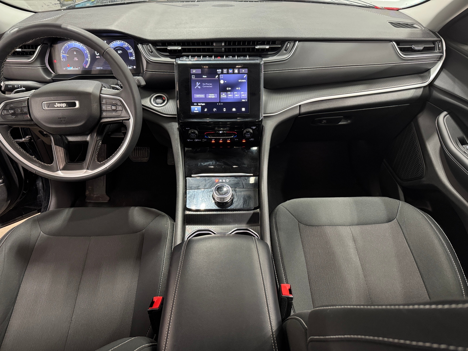 Thumbnail: 2024 Jeep Grand Cherokee - 3