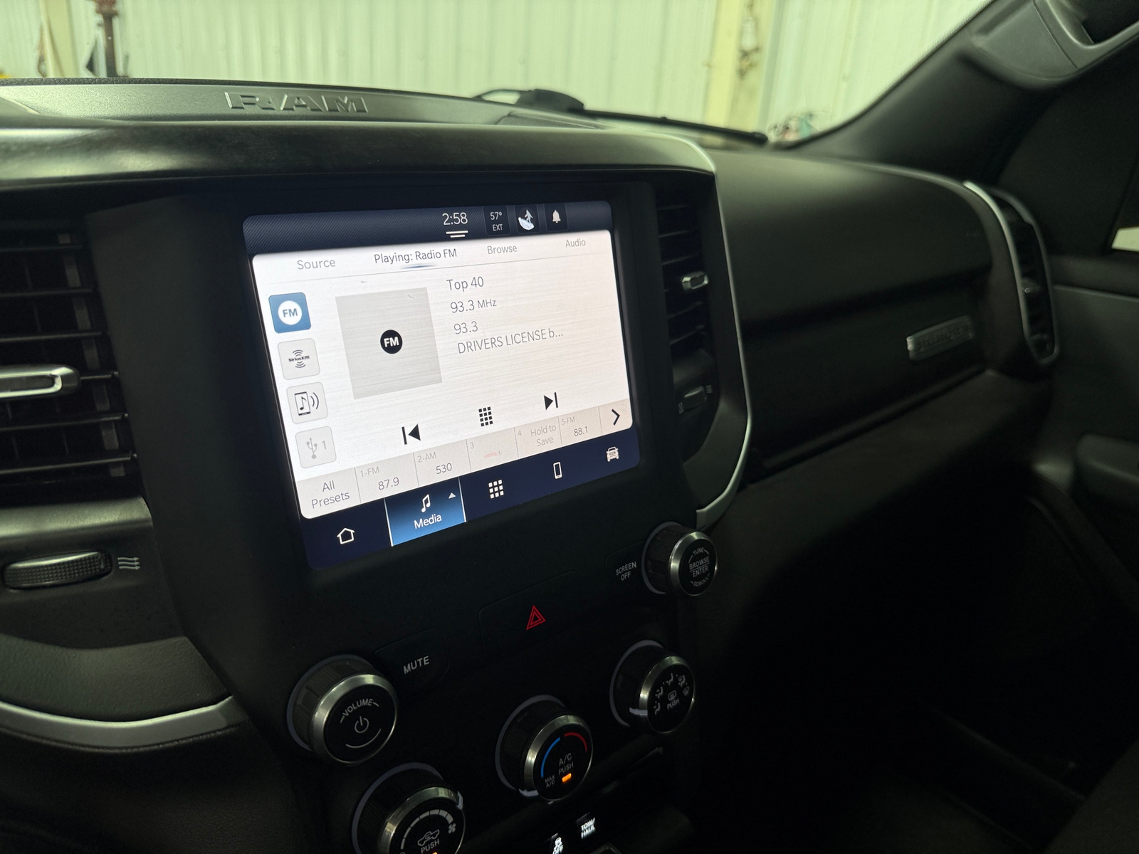 Thumbnail: 2022 RAM 1500 - 4