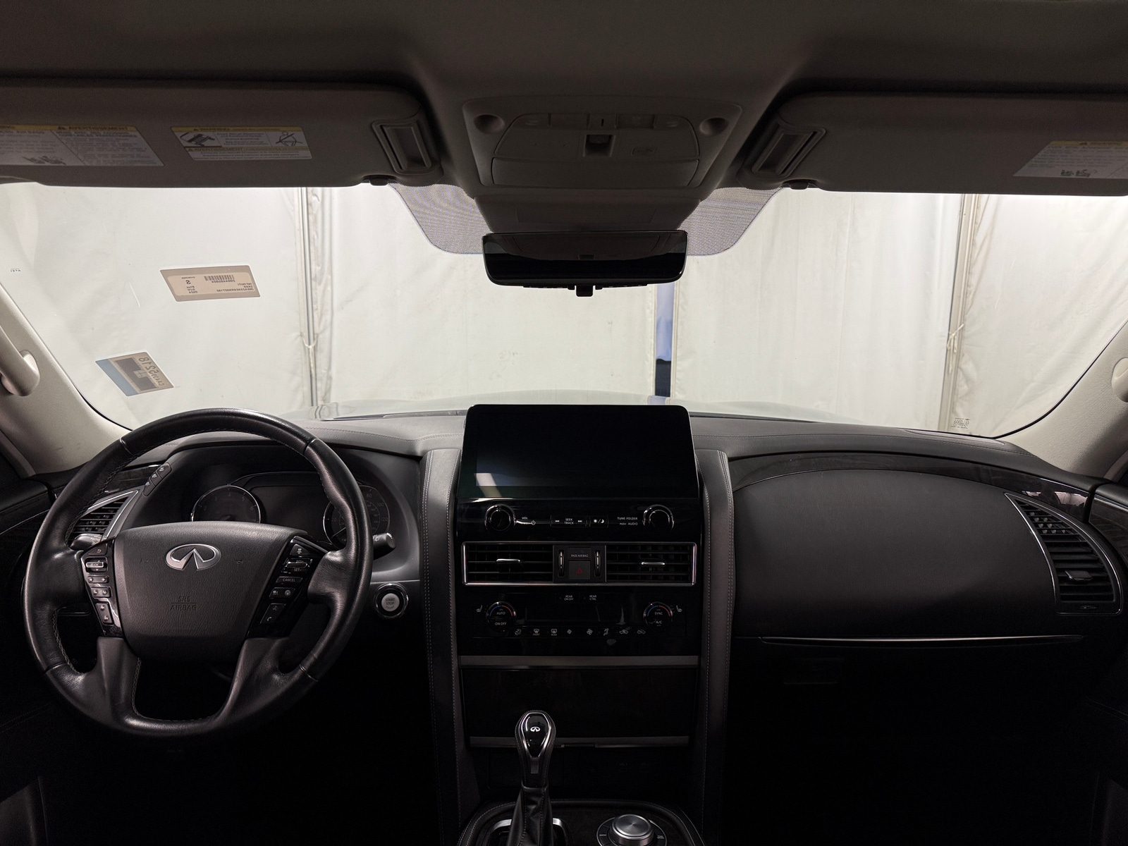 Thumbnail: 2024 INFINITI QX80 - 2