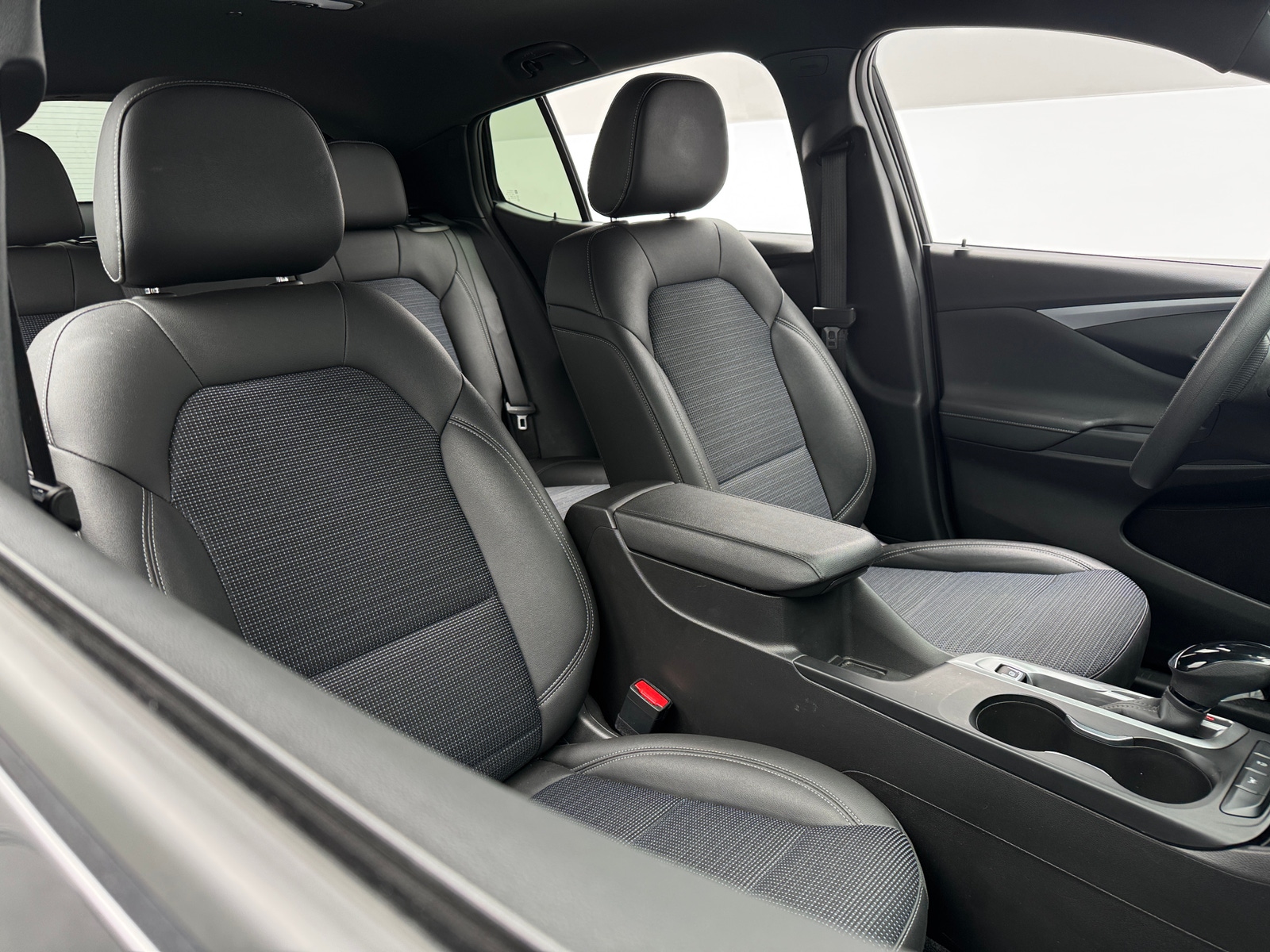 Thumbnail: 2025 Buick Envista - 2