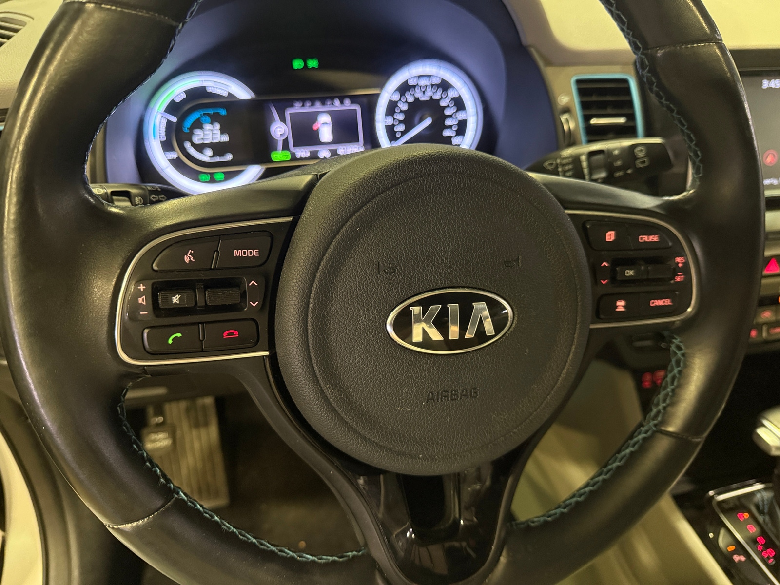 Thumbnail: 2019 Kia Niro - 4