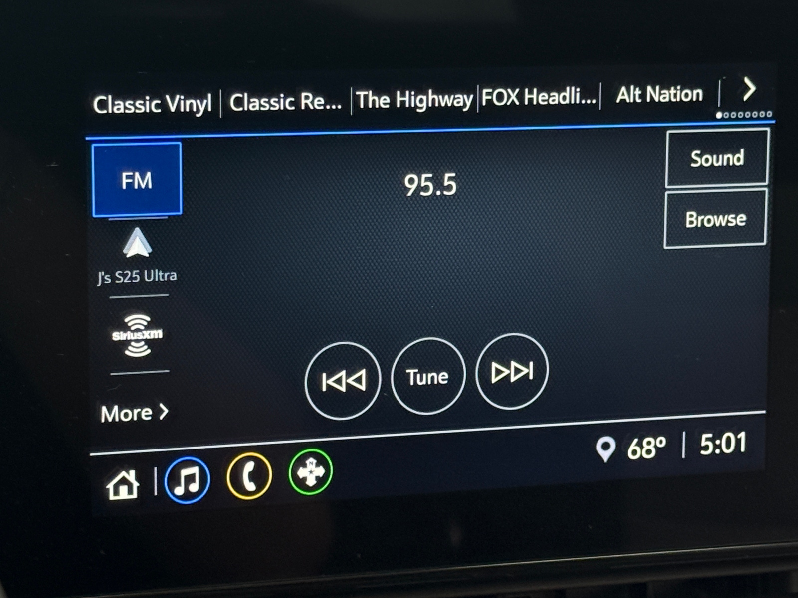 Thumbnail: 2025 Chevrolet Trax - 4