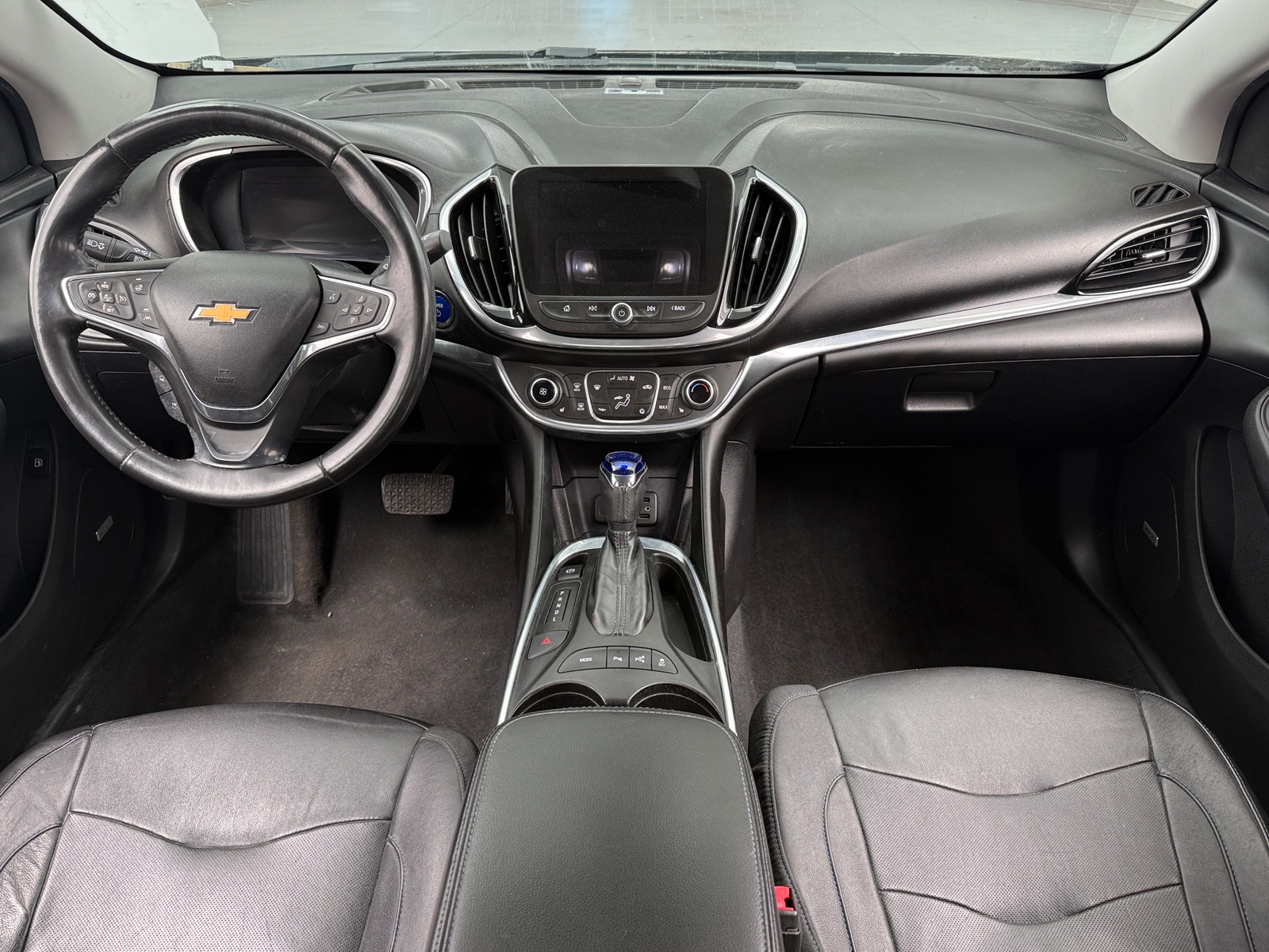 Thumbnail: 2018 Chevrolet Volt - 2