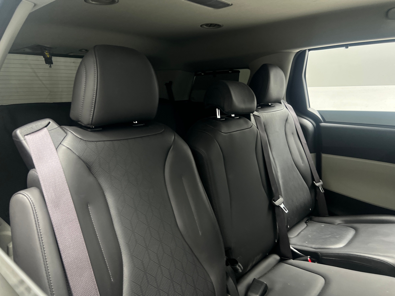 Thumbnail: 2024 Kia Carnival - 5