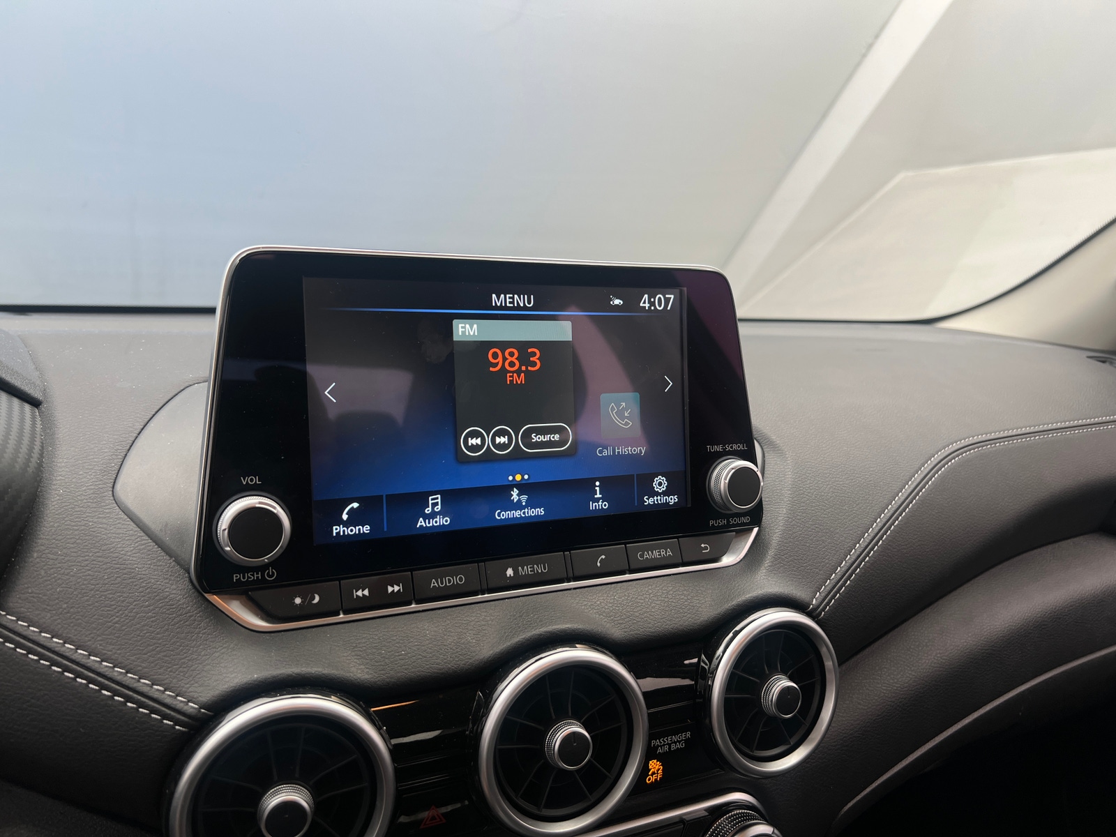 Thumbnail: 2025 Nissan Sentra - 4