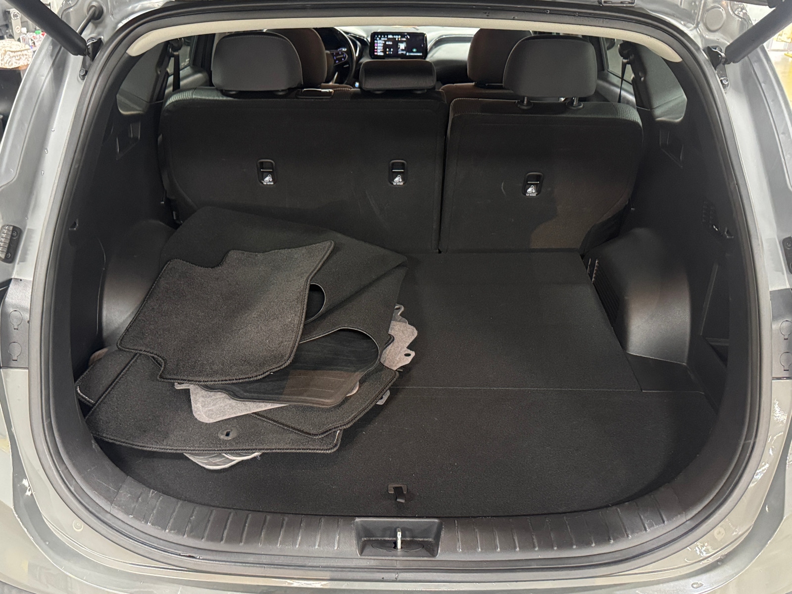 Thumbnail: 2023 Hyundai Santa Fe - 7