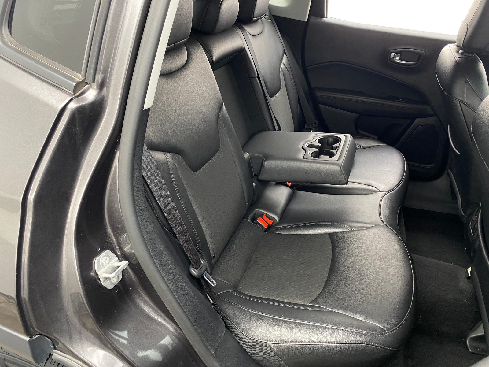 Thumbnail: 2019 Jeep Compass - 6