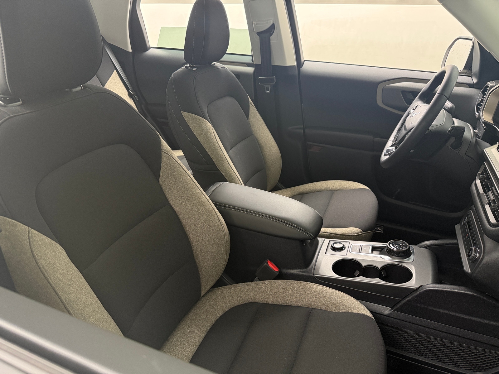 Thumbnail: 2025 Ford Bronco Sport - 2