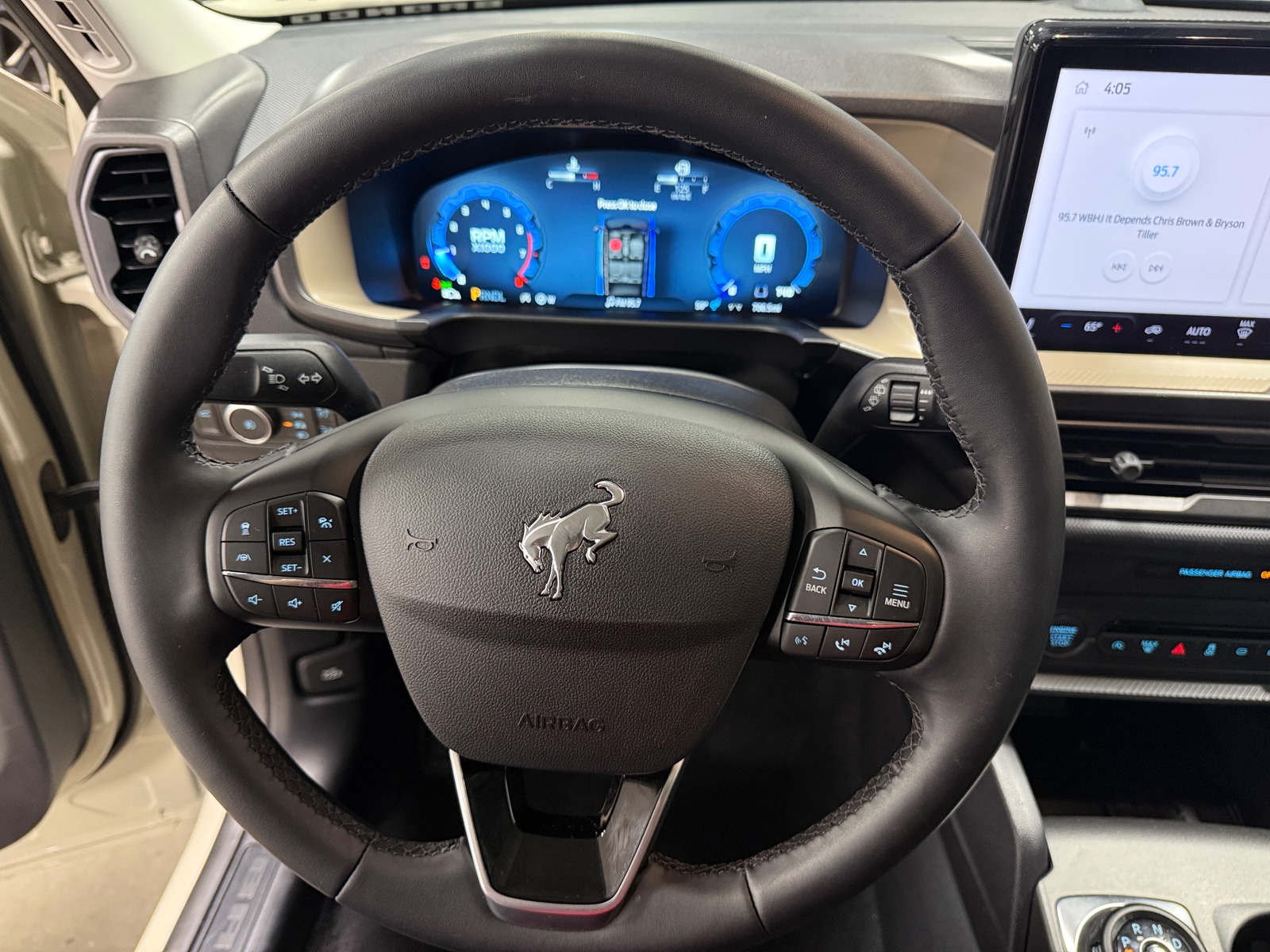 Thumbnail: 2025 Ford Bronco Sport - 5