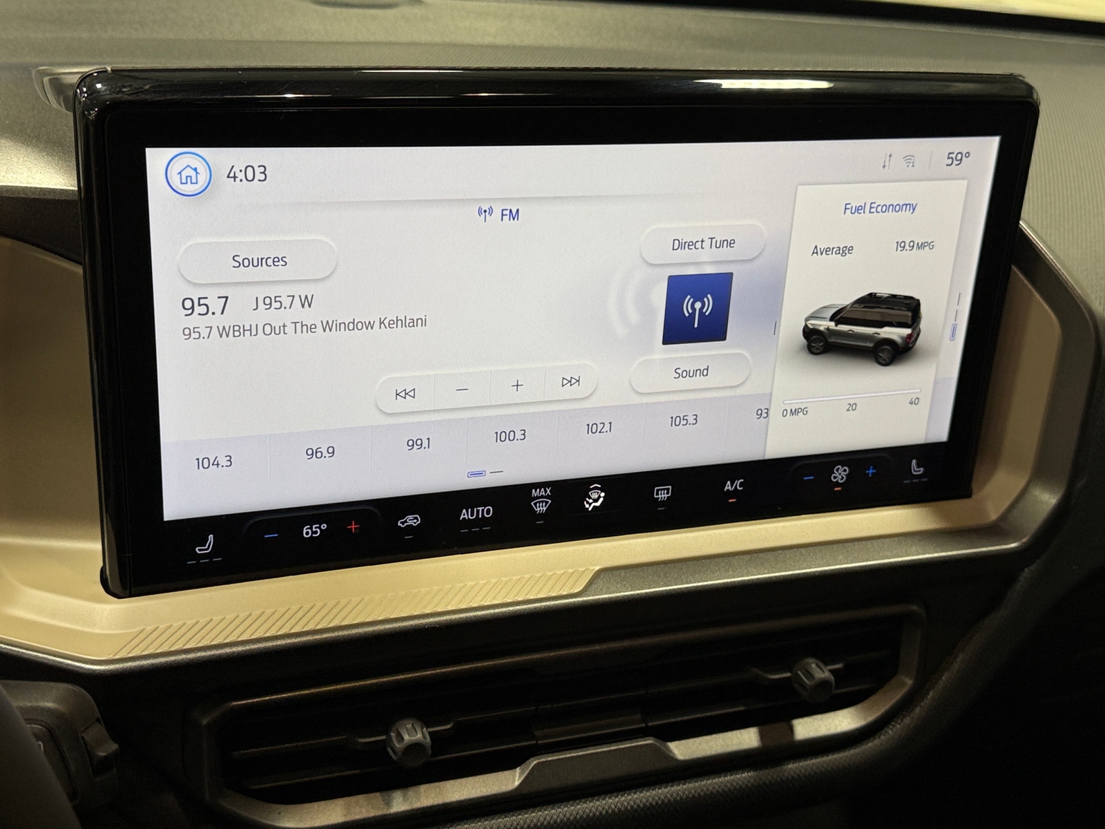 Thumbnail: 2025 Ford Bronco Sport - 4