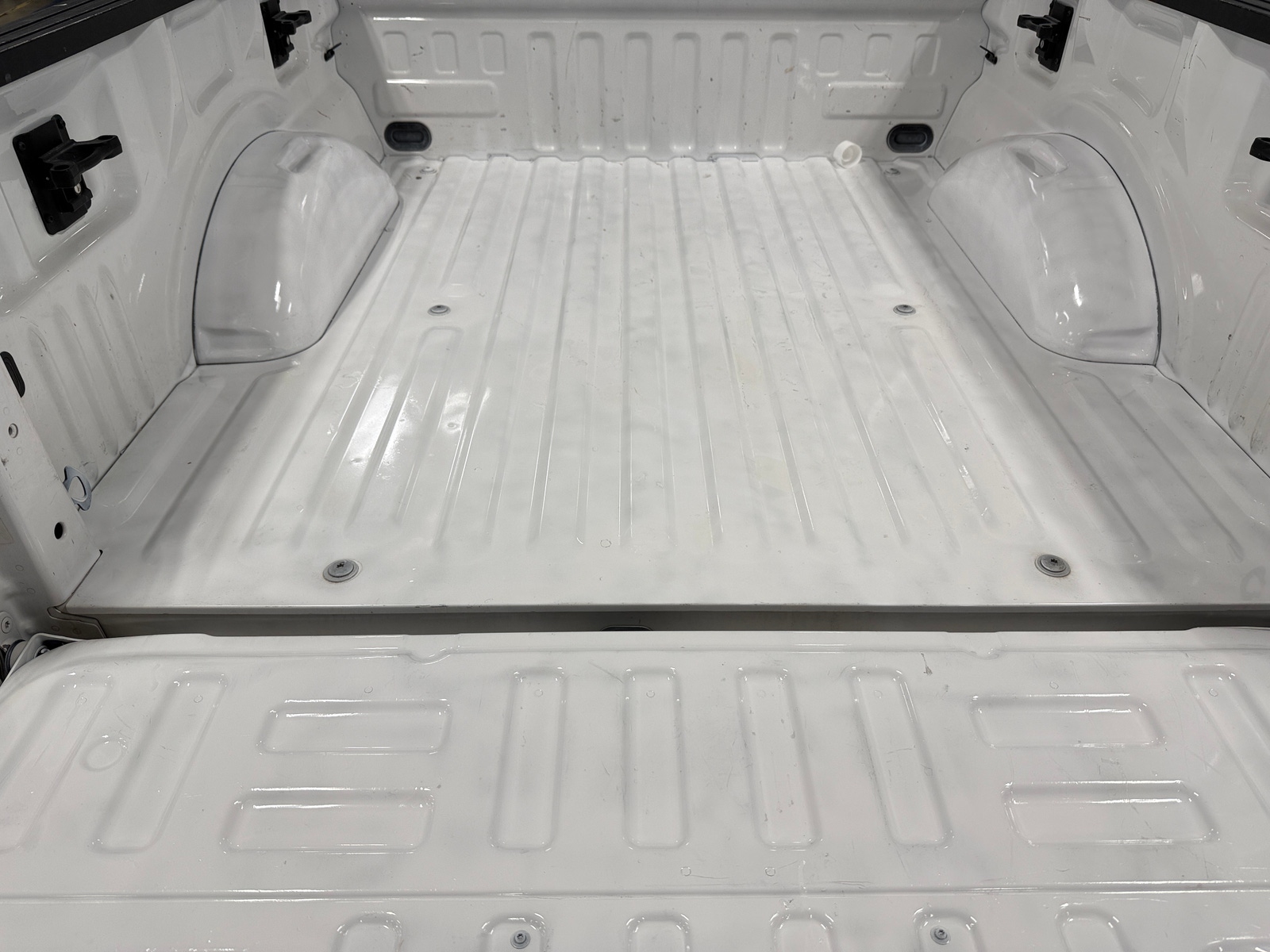 Thumbnail: 2020 Ford Econoline - 7