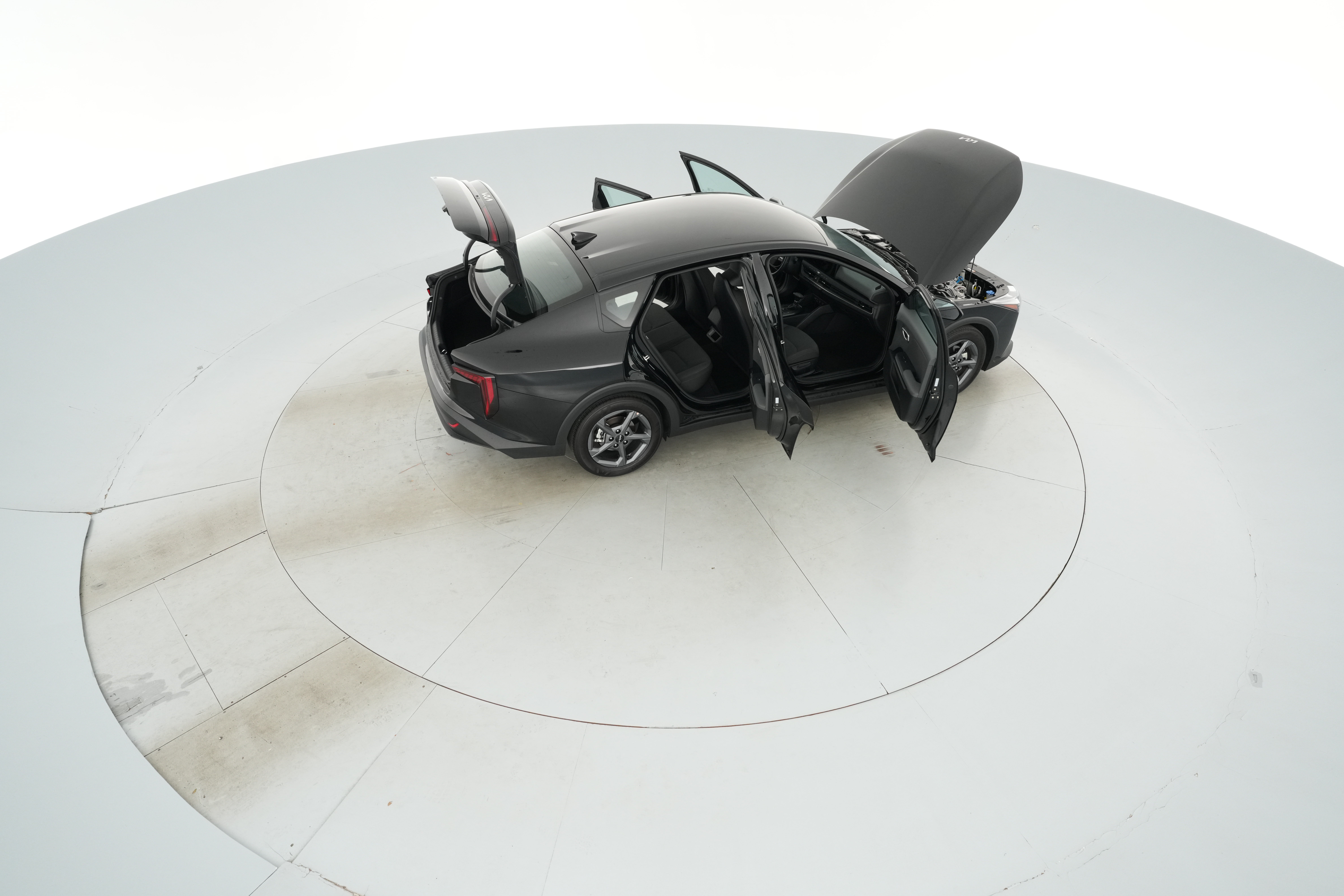 2025 Kia K4 LXS - Photo 47