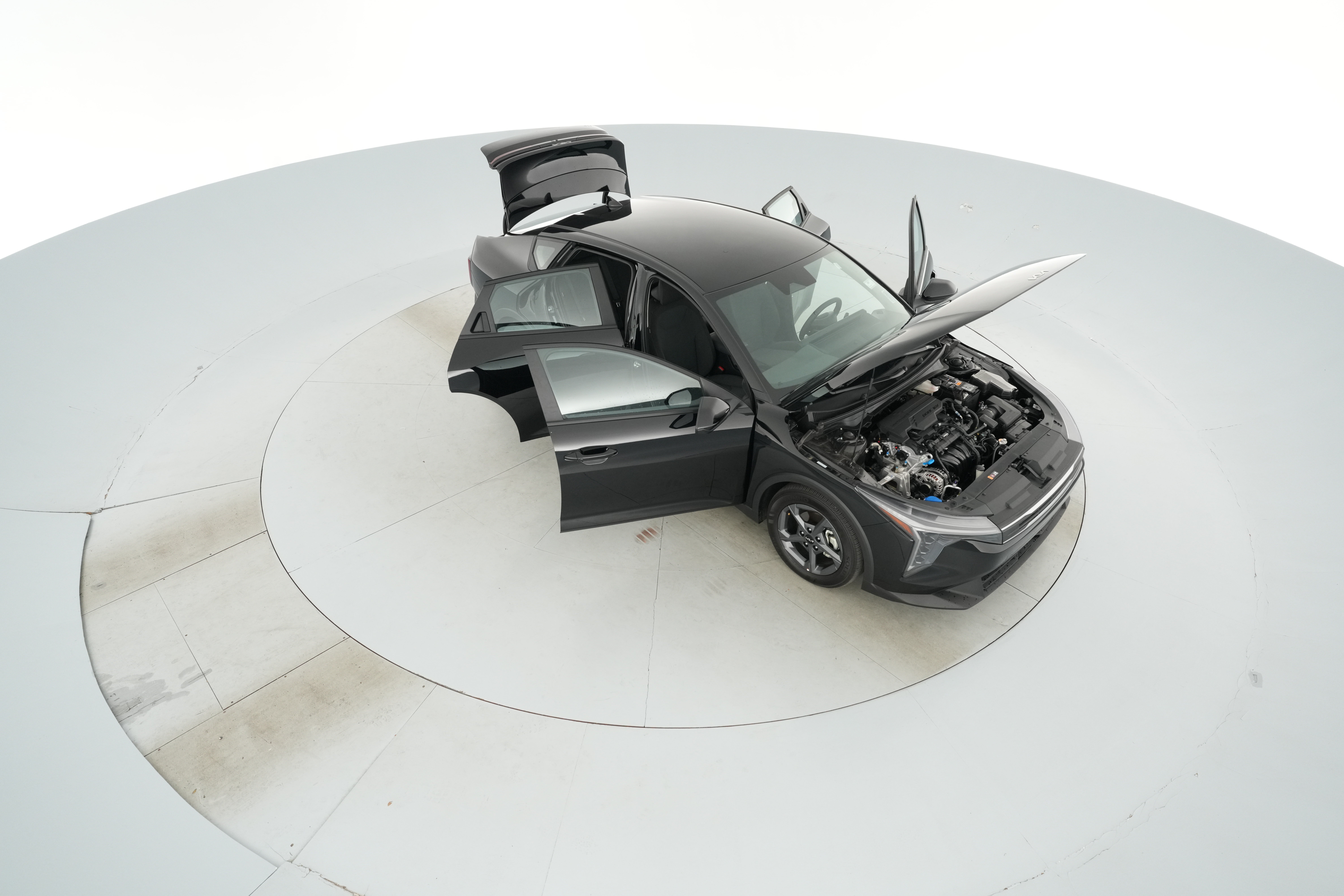 2025 Kia K4 LXS - Photo 50