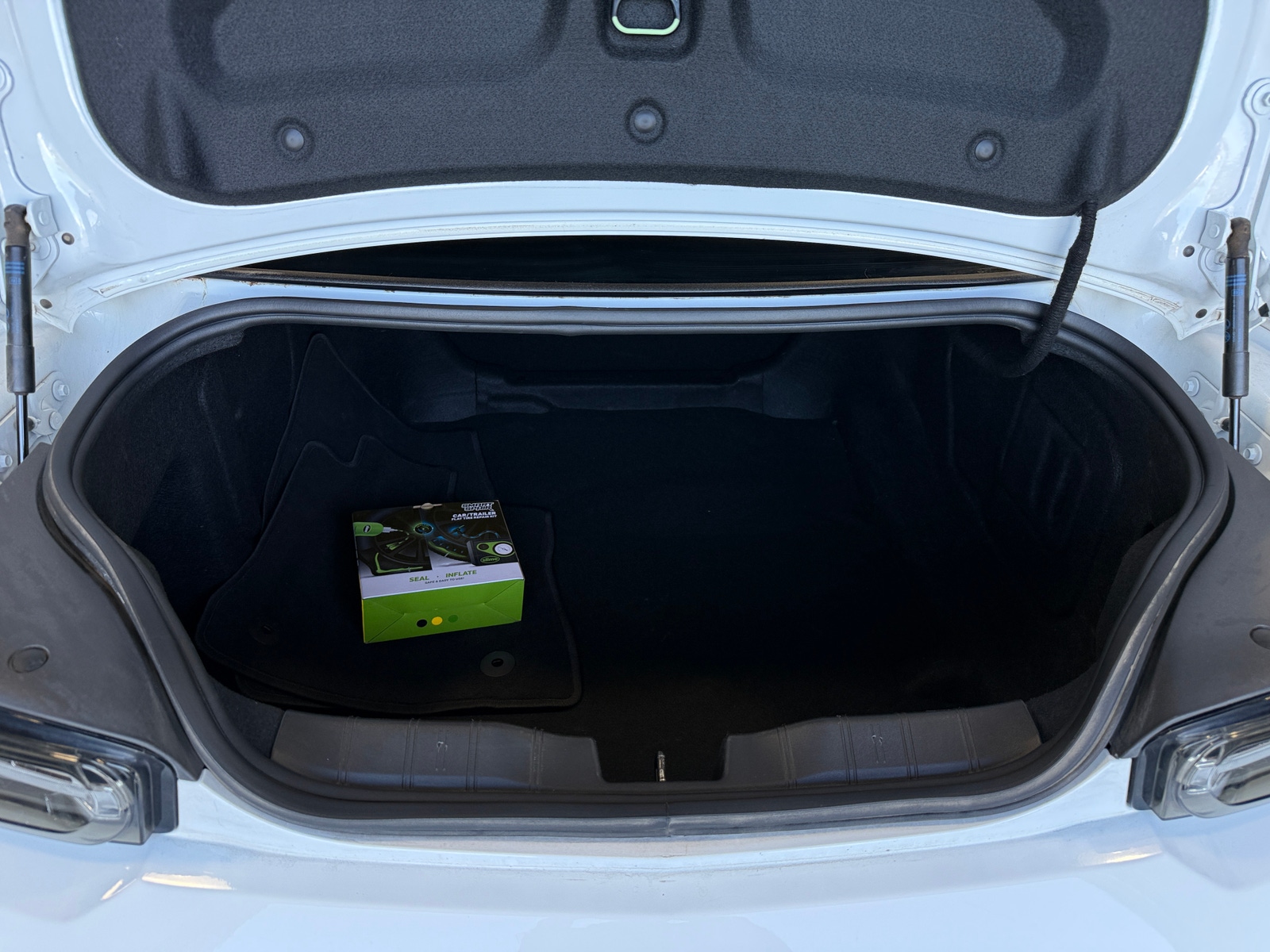 Thumbnail: 2022 Chevrolet Camaro - 4