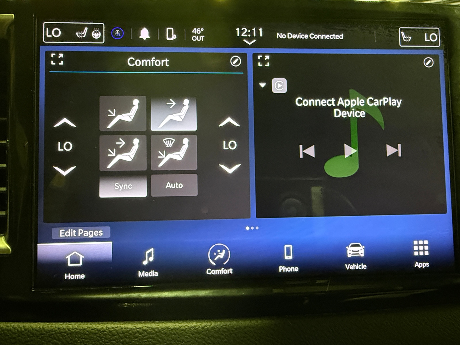 Thumbnail: 2023 Chrysler Pacifica - 3