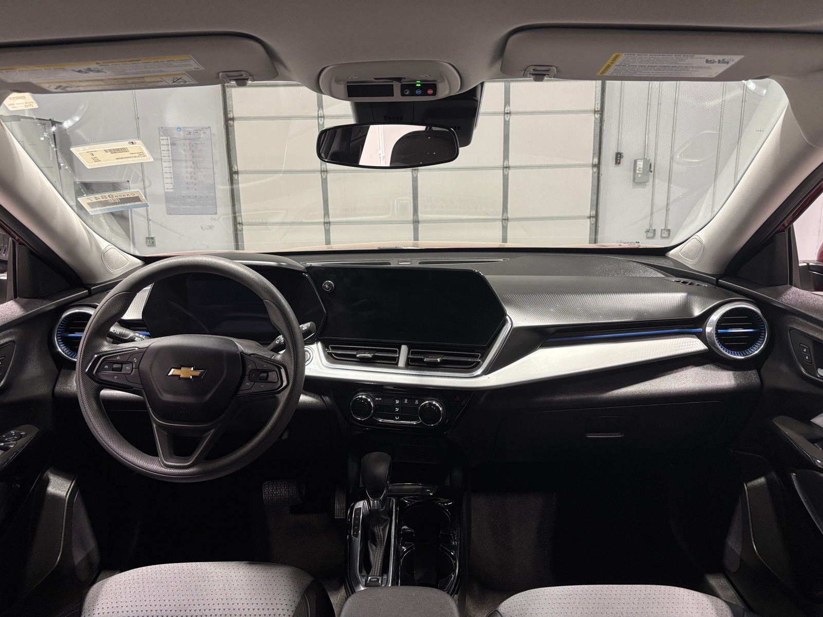 Thumbnail: 2025 Chevrolet Trax - 3