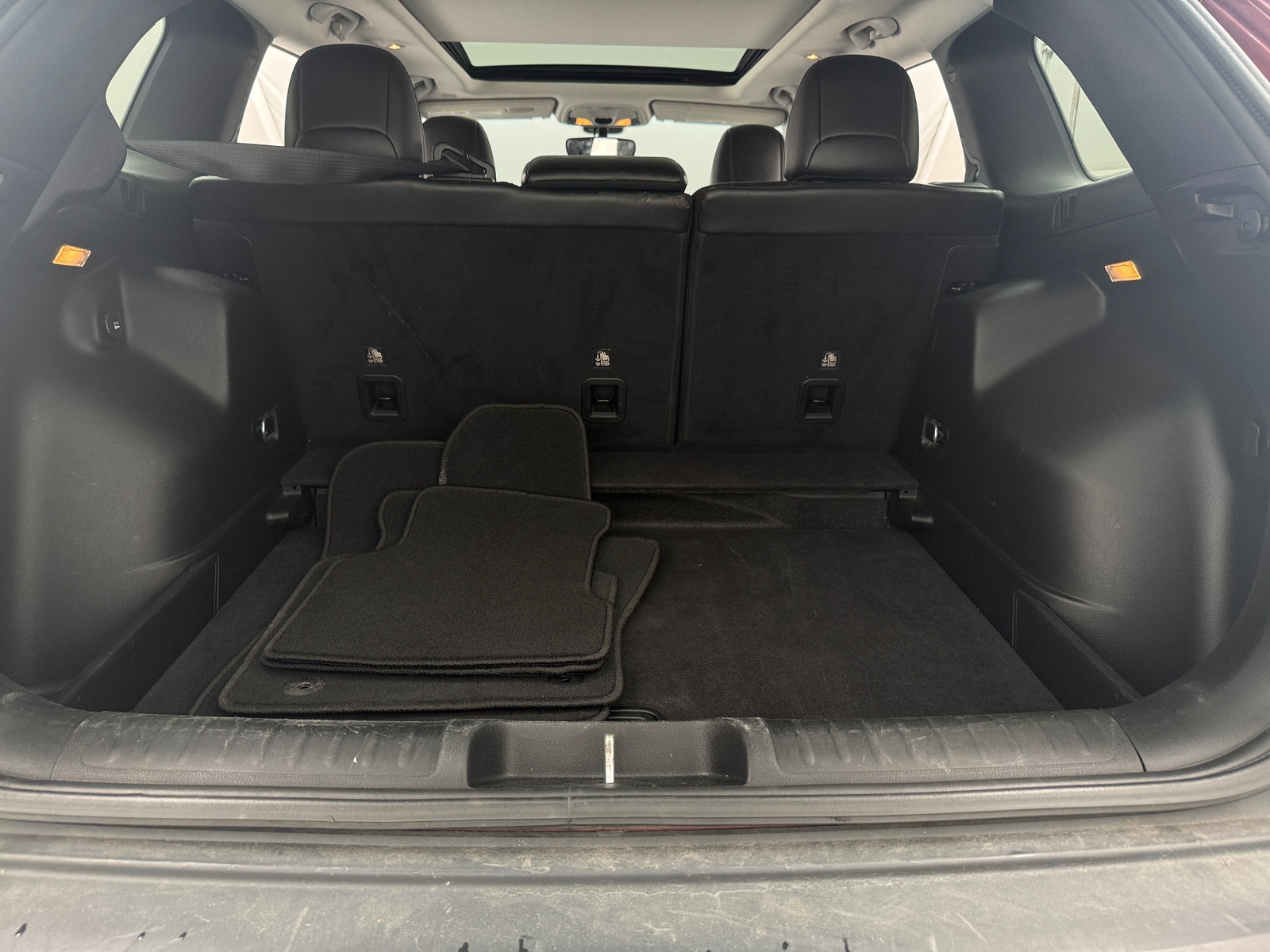 Thumbnail: 2019 Jeep Cherokee - 6