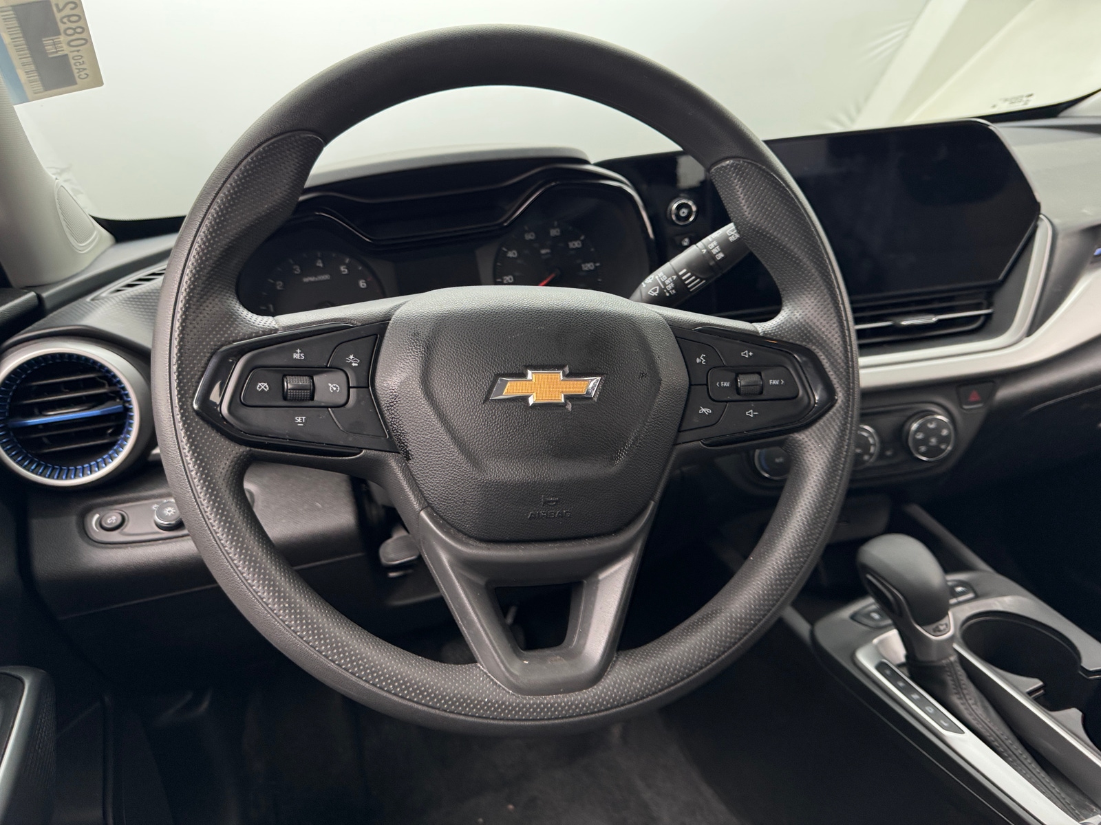 Thumbnail: 2024 Chevrolet Trax - 5