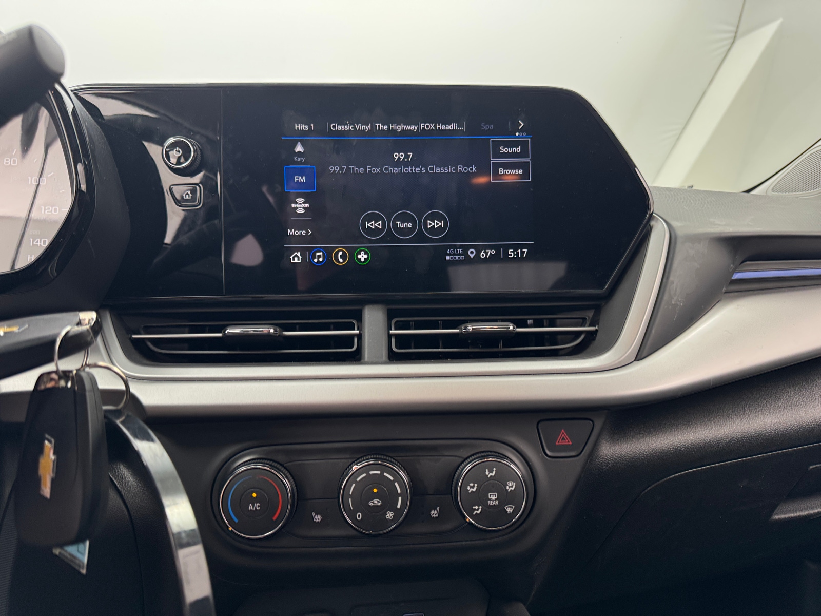 Thumbnail: 2024 Chevrolet Trax - 4