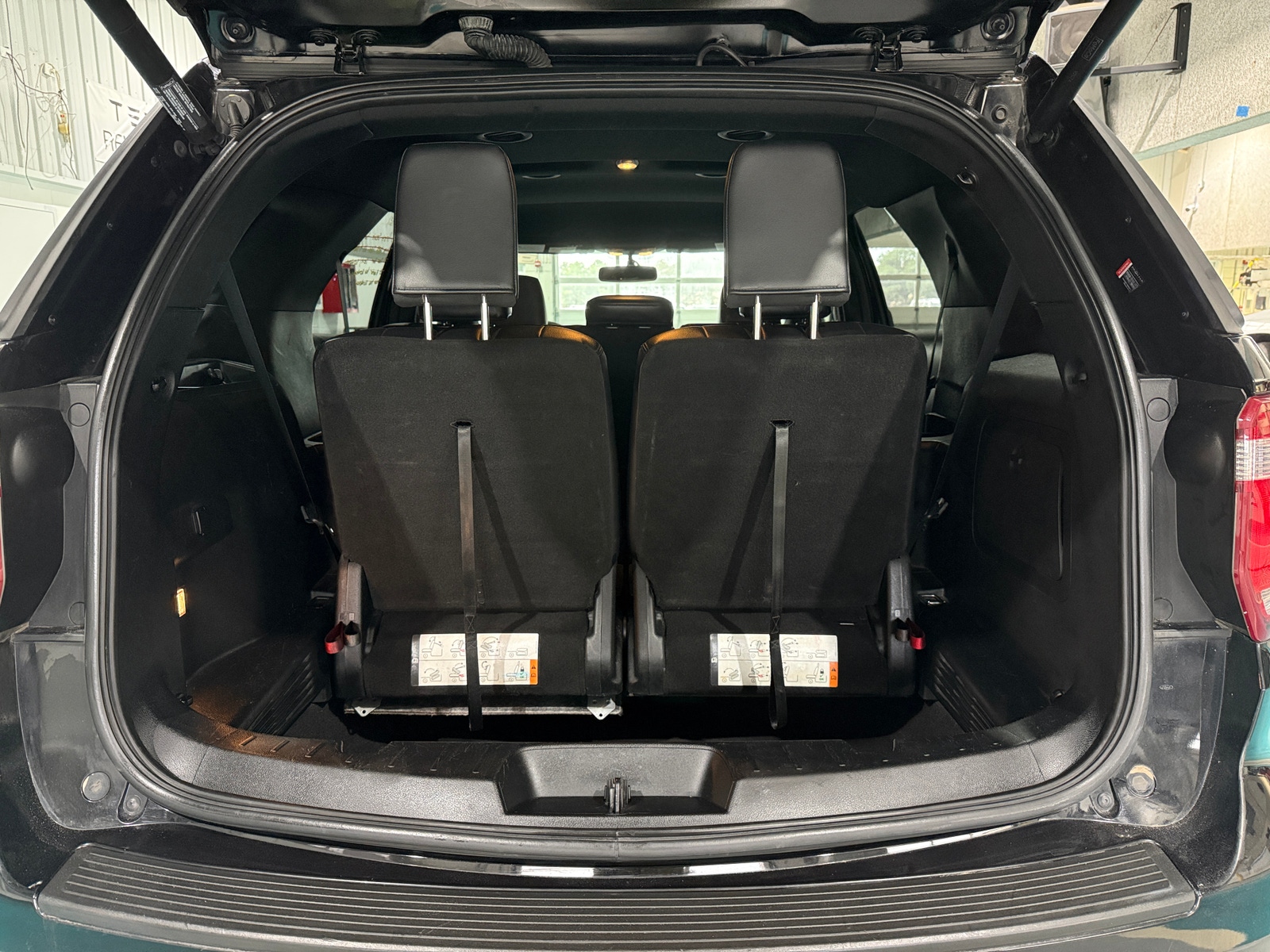 Thumbnail: 2019 Ford Explorer - 7