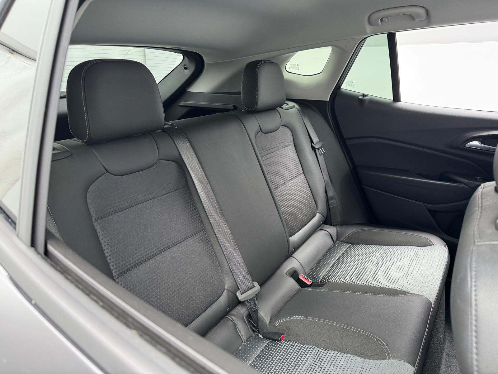 Thumbnail: 2025 Chevrolet Trax - 6