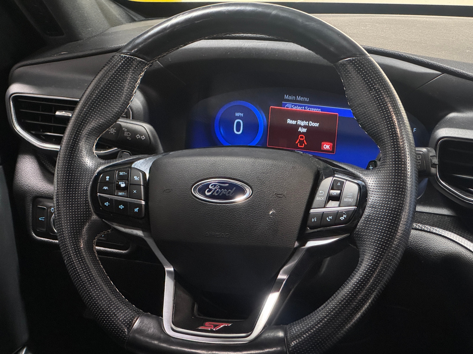 Thumbnail: 2021 Ford Explorer - 5