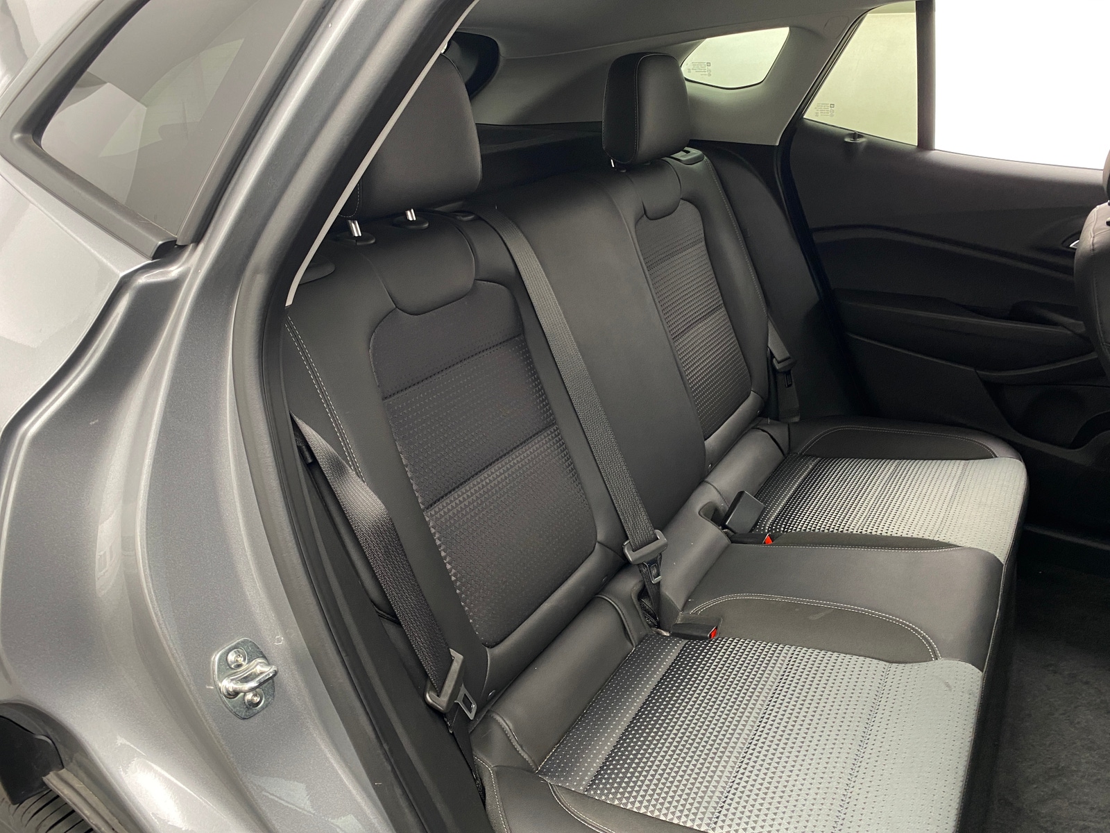 Thumbnail: 2025 Chevrolet Trax - 6