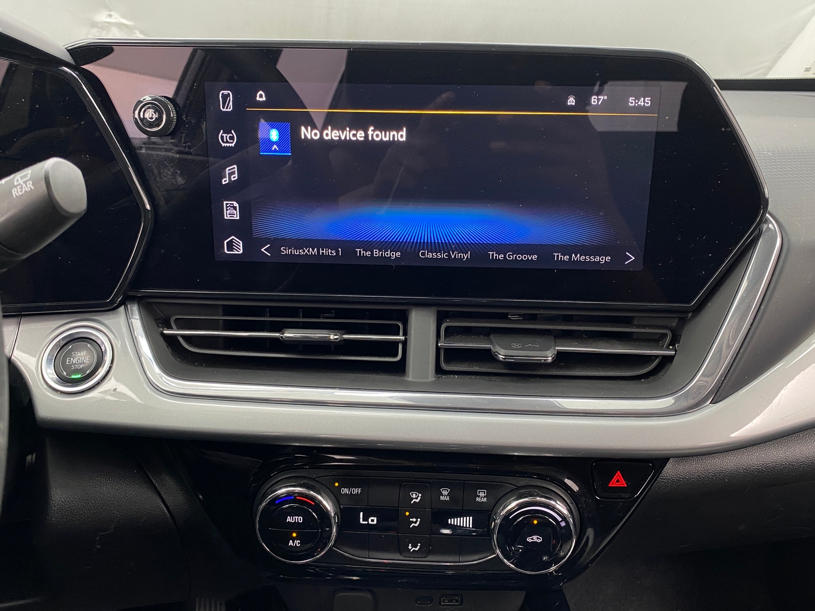 Thumbnail: 2025 Chevrolet Trax - 4