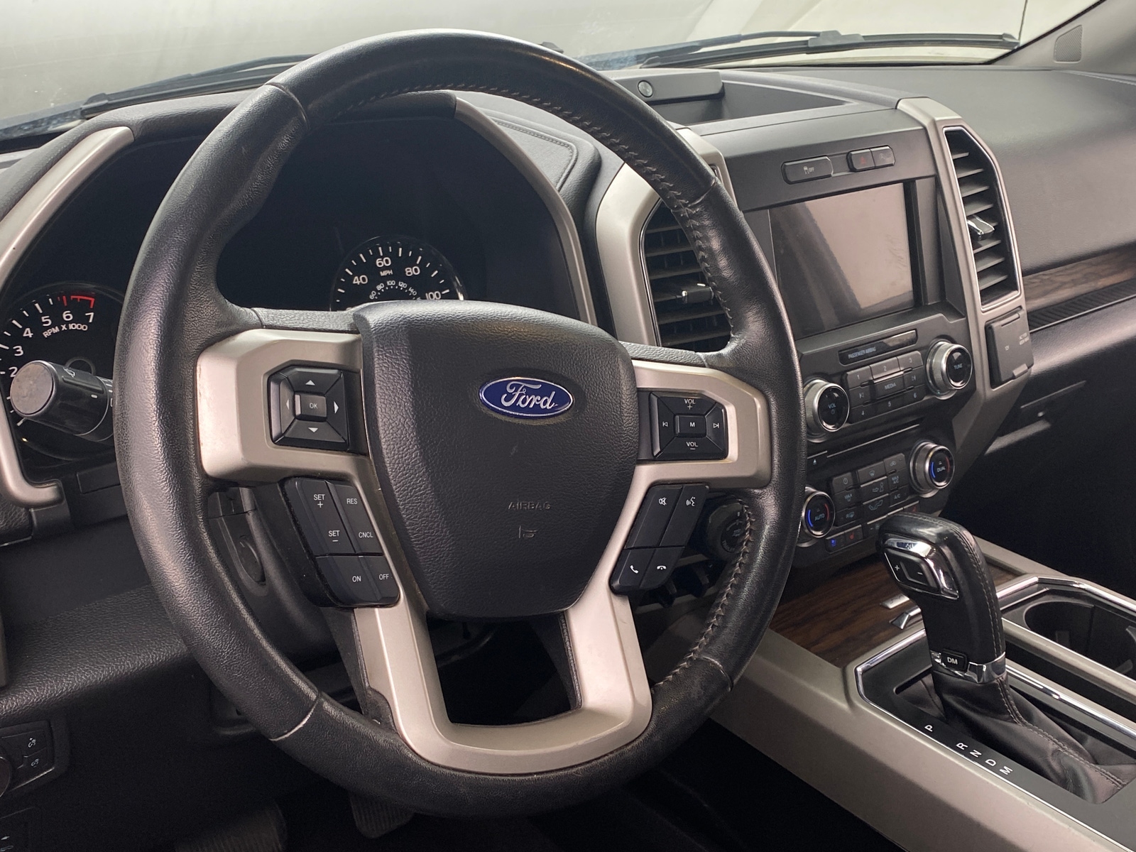 Thumbnail: 2018 Ford Econoline - 4