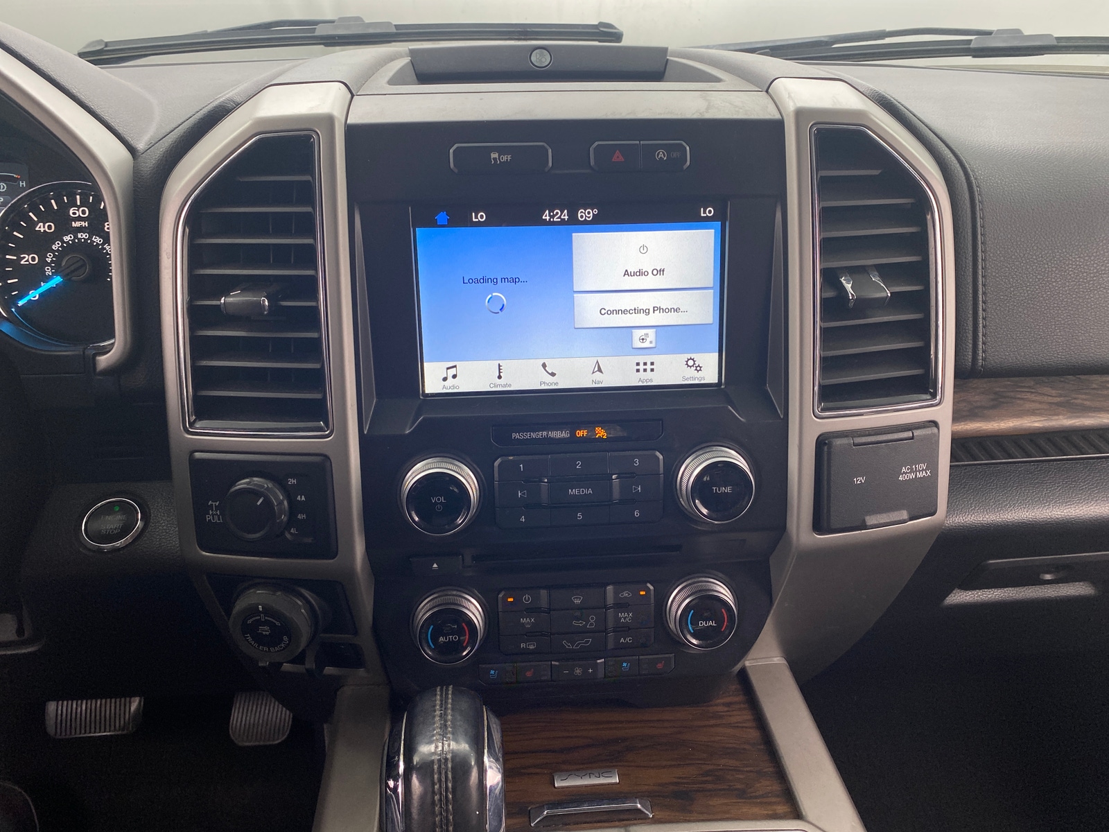 Thumbnail: 2018 Ford Econoline - 3