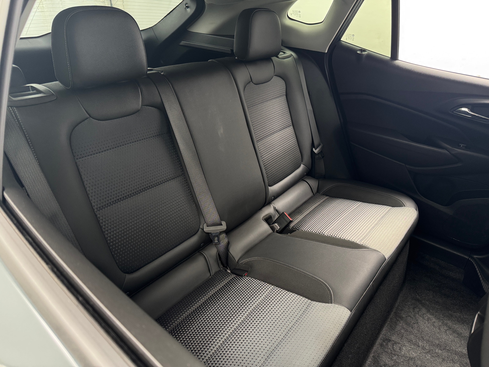 Thumbnail: 2025 Chevrolet Trax - 6