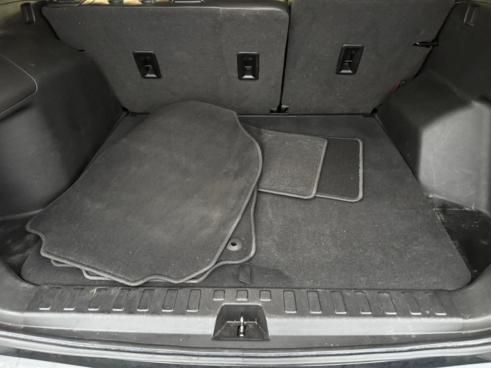 Thumbnail: 2020 Chevrolet Equinox - 6