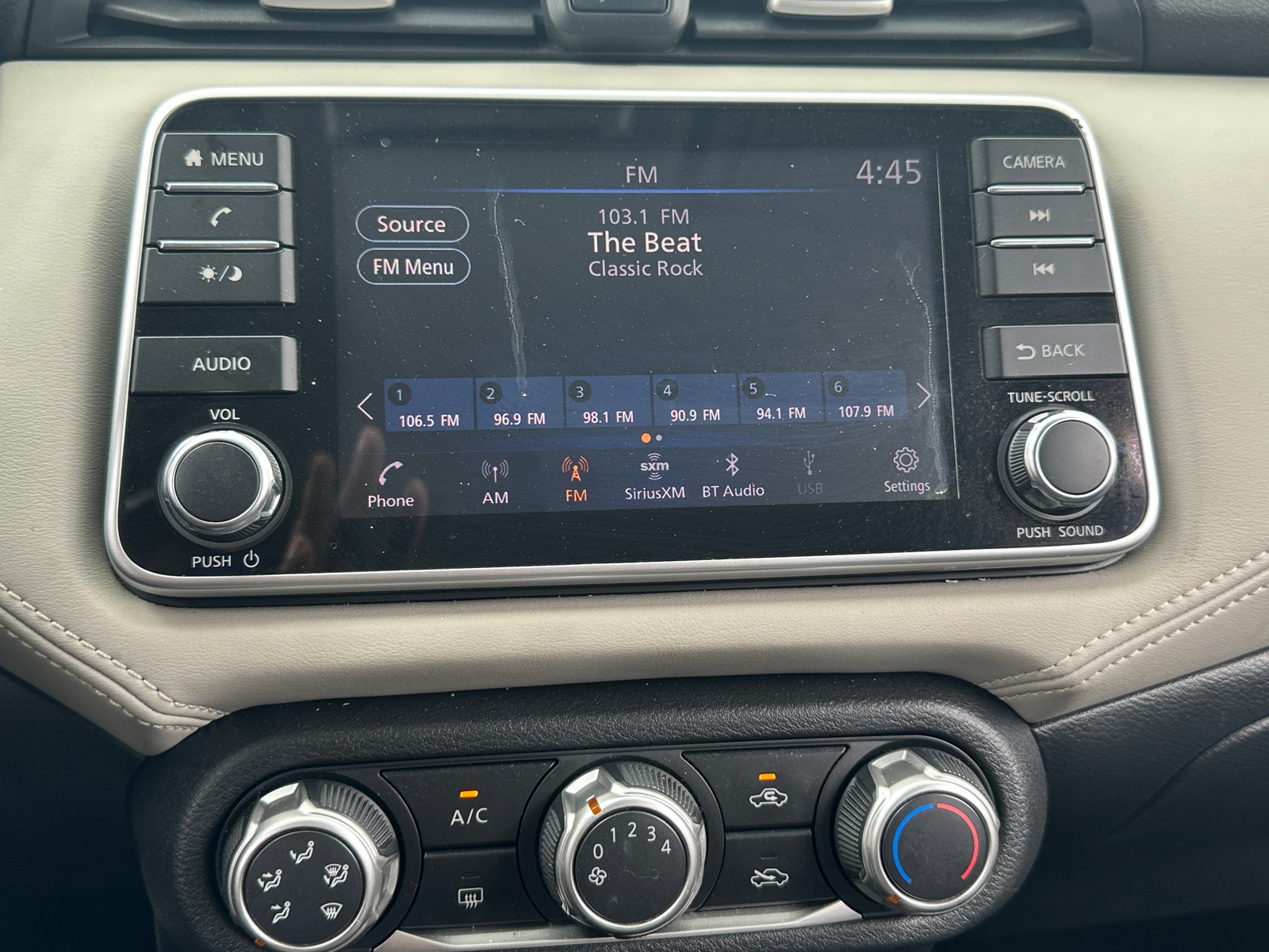 Thumbnail: 2020 Nissan Versa - 4