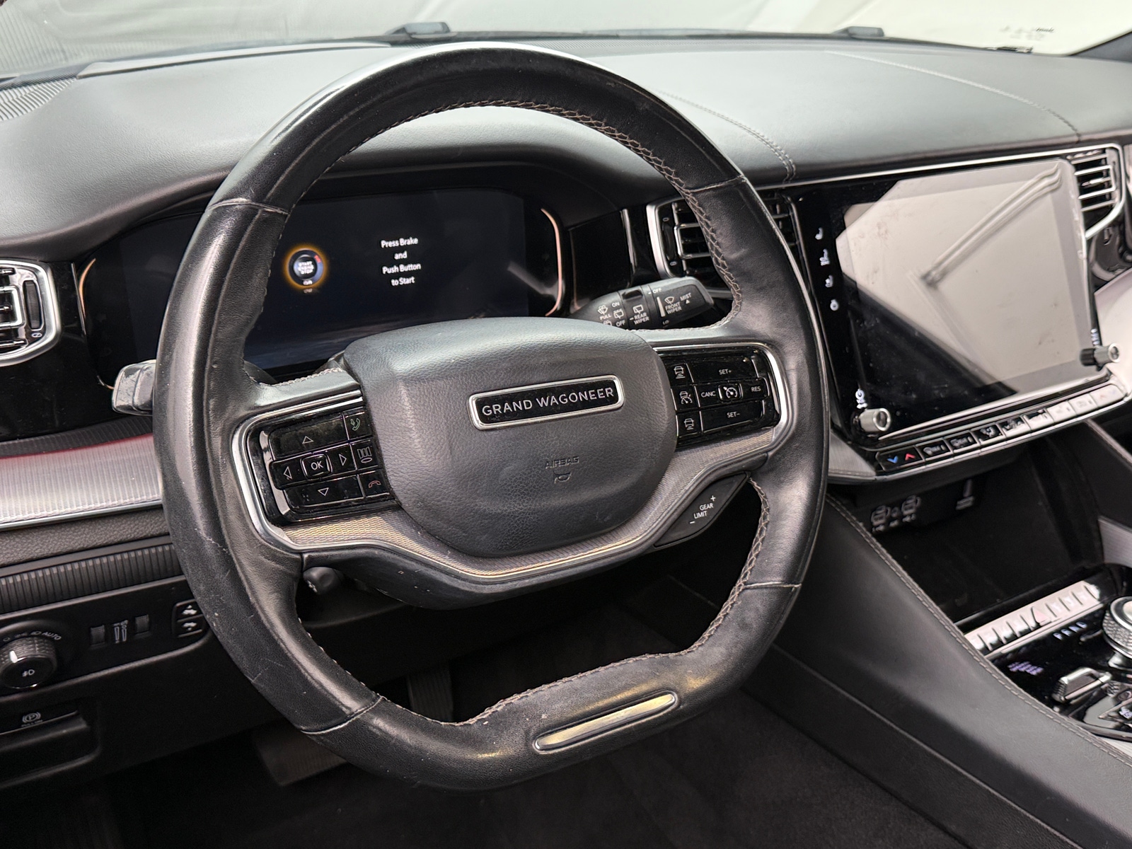 Thumbnail: 2022 Jeep Grand Wagoneer - 4