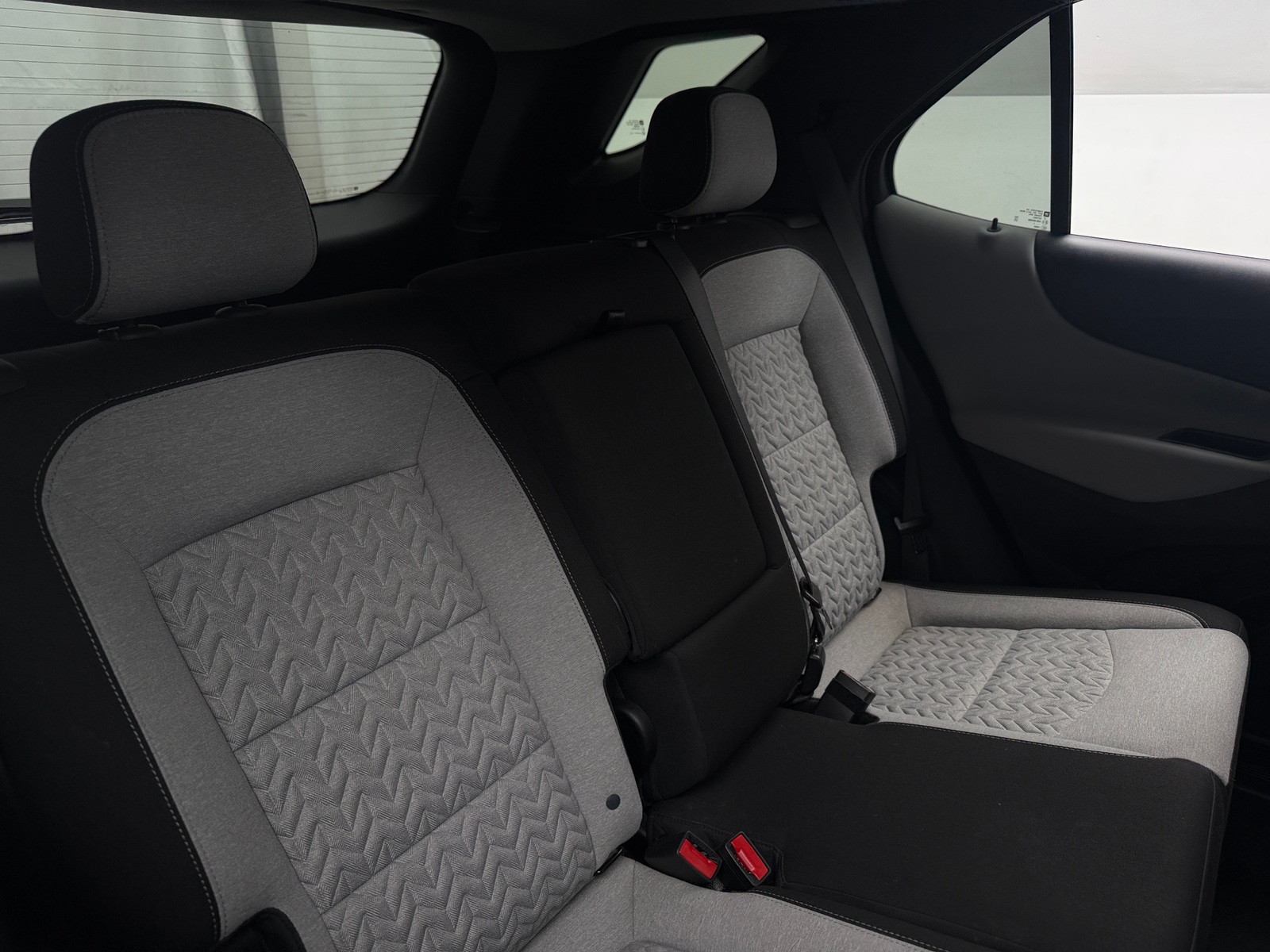 Thumbnail: 2022 Chevrolet Equinox - 6