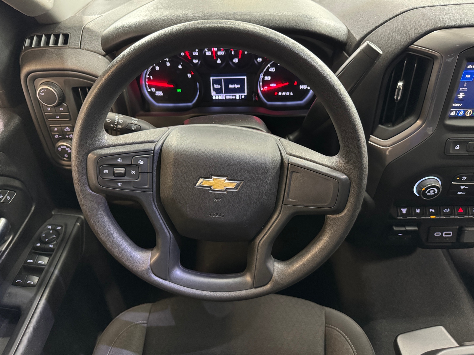 Thumbnail: 2025 Chevrolet Silverado 2500 - 5