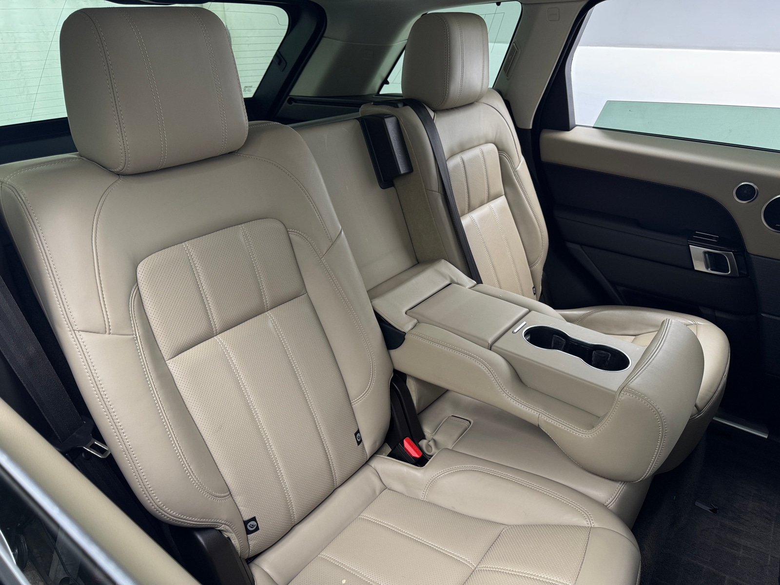 Thumbnail: 2021 Land Rover Range Rover Sport - 5