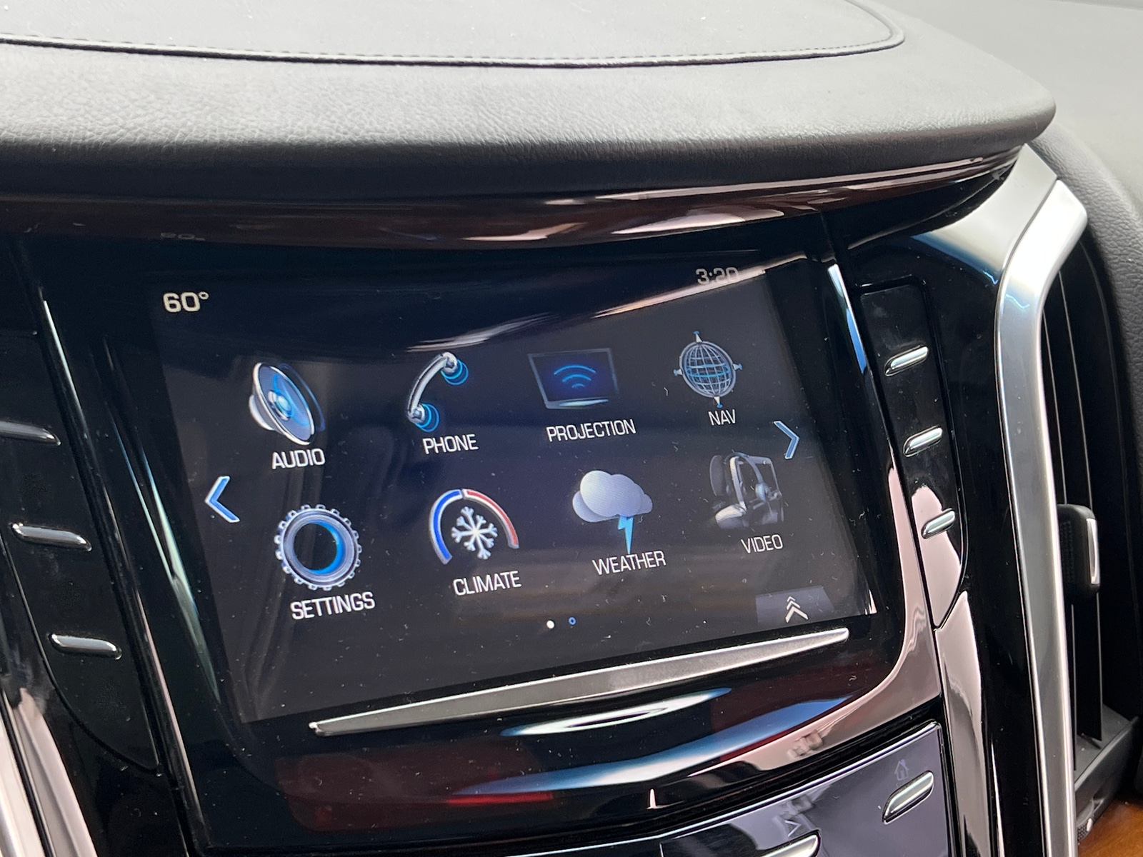 Thumbnail: 2019 Cadillac Escalade - 3