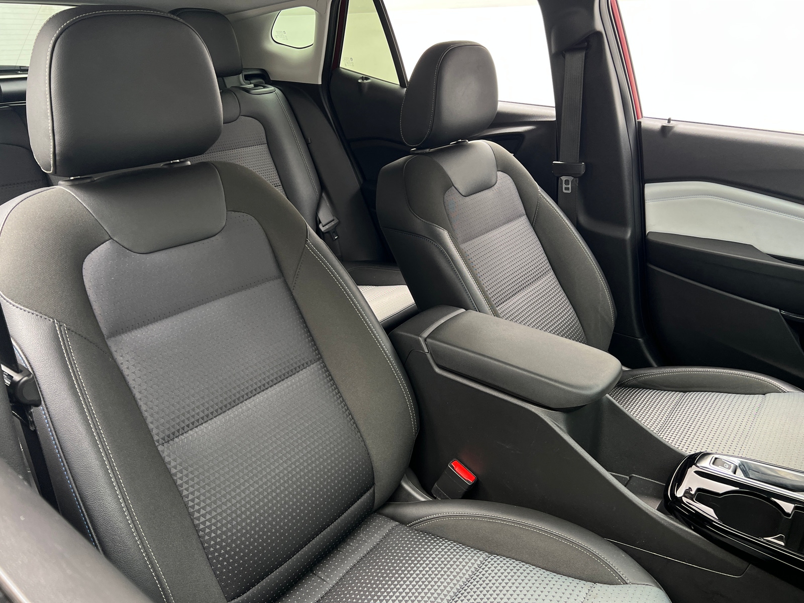 Thumbnail: 2025 Chevrolet Trax - 2